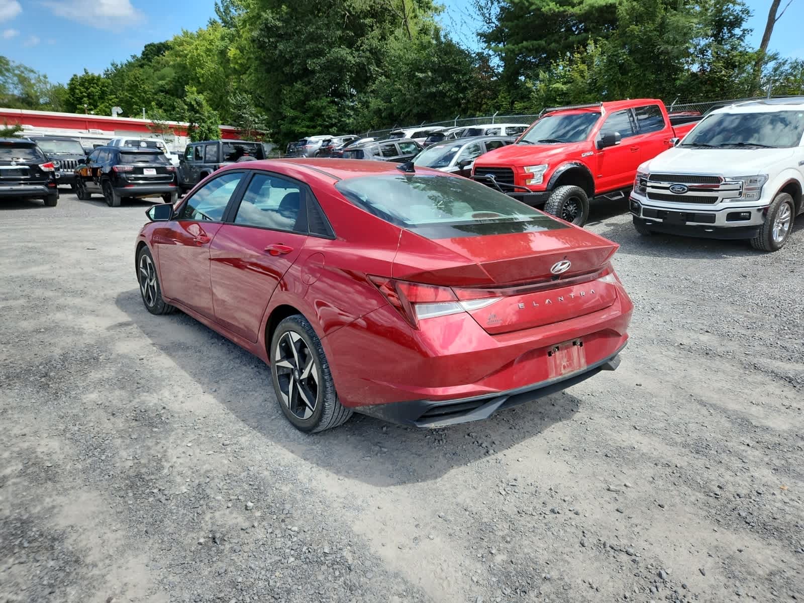 Thumbnail: 2023 Hyundai Elantra - 3