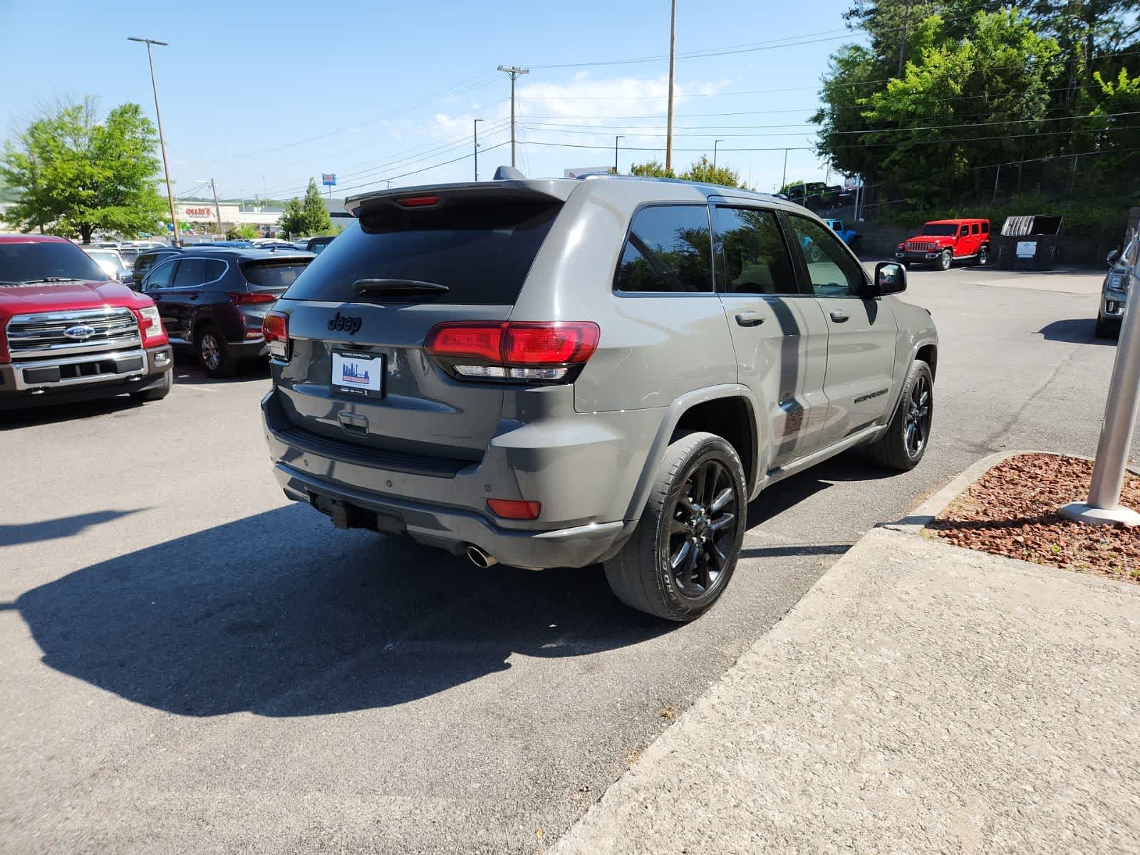 Thumbnail: 2021 Jeep Grand Cherokee - 5