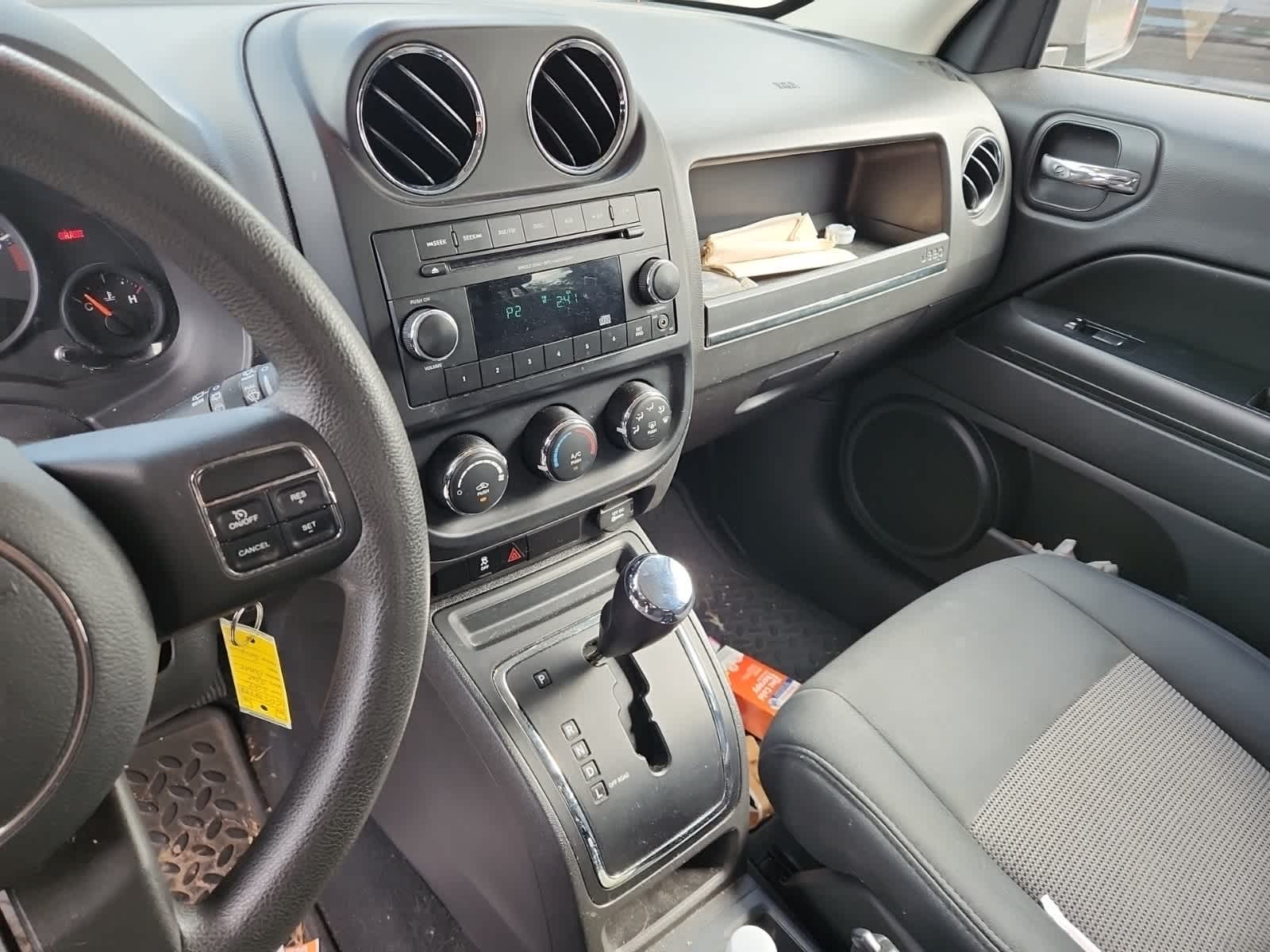 Thumbnail: 2012 Jeep Patriot - 10