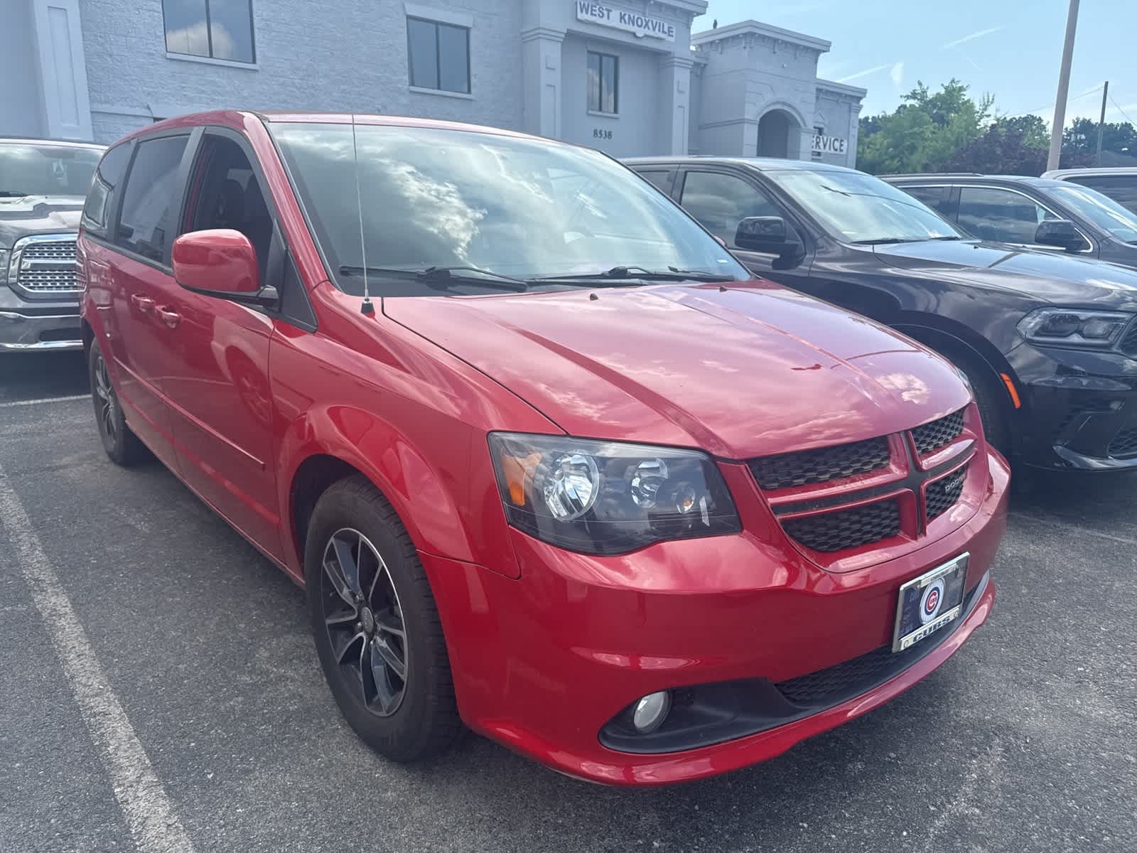 Thumbnail: 2015 Dodge Grand Caravan - 2
