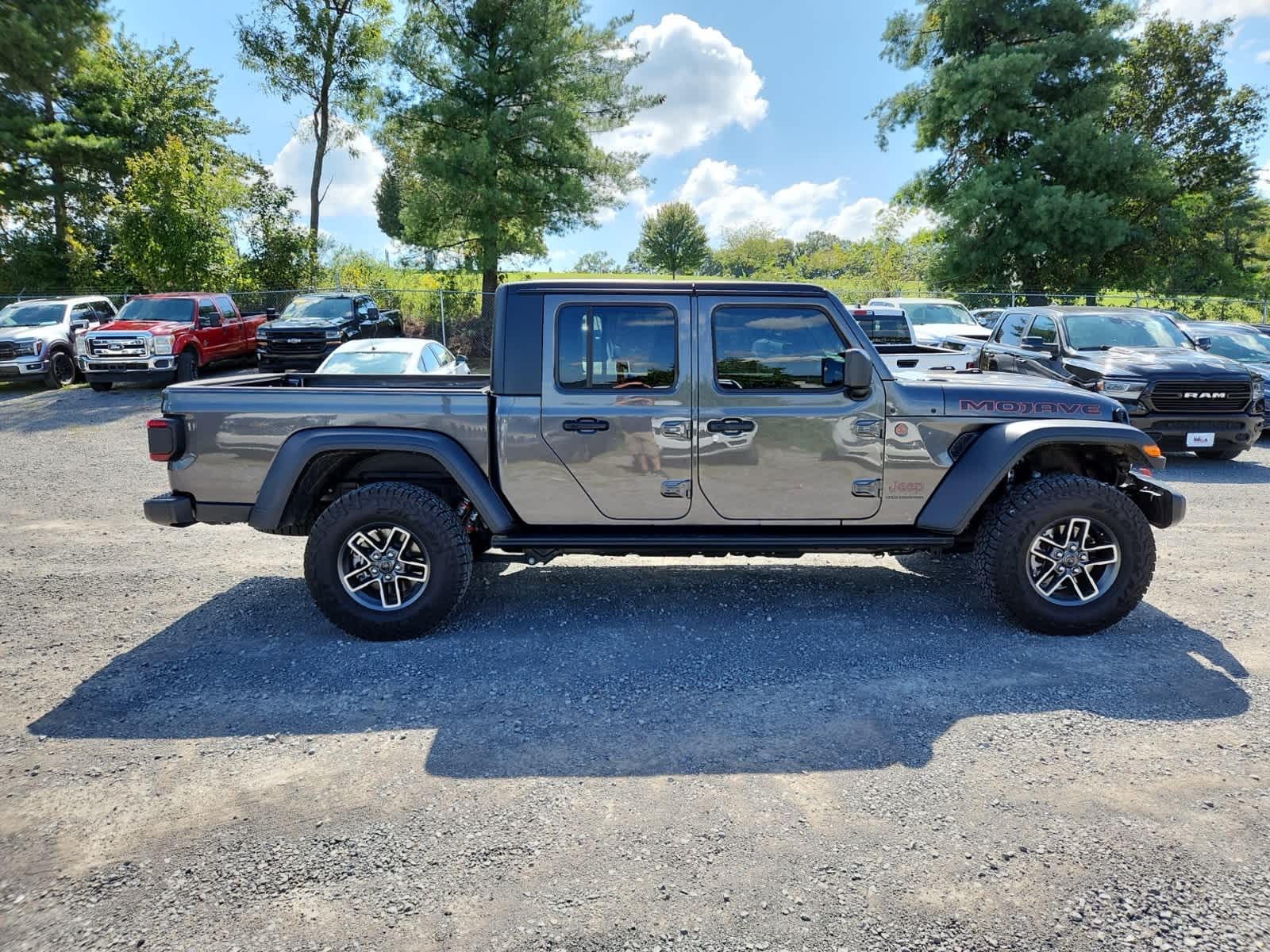 Thumbnail: 2025 Jeep Gladiator - 6
