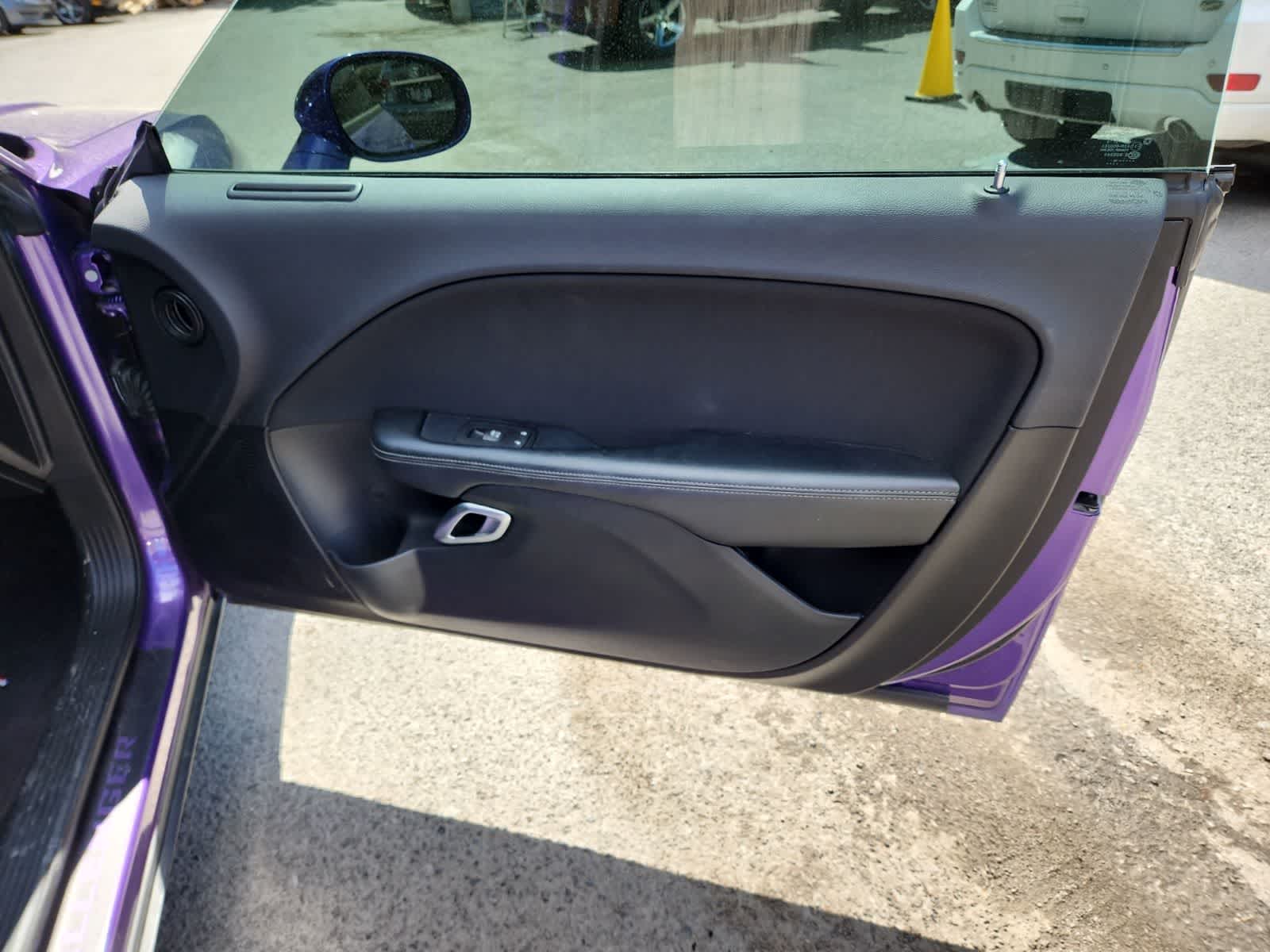 Thumbnail: 2016 Dodge Challenger - 25