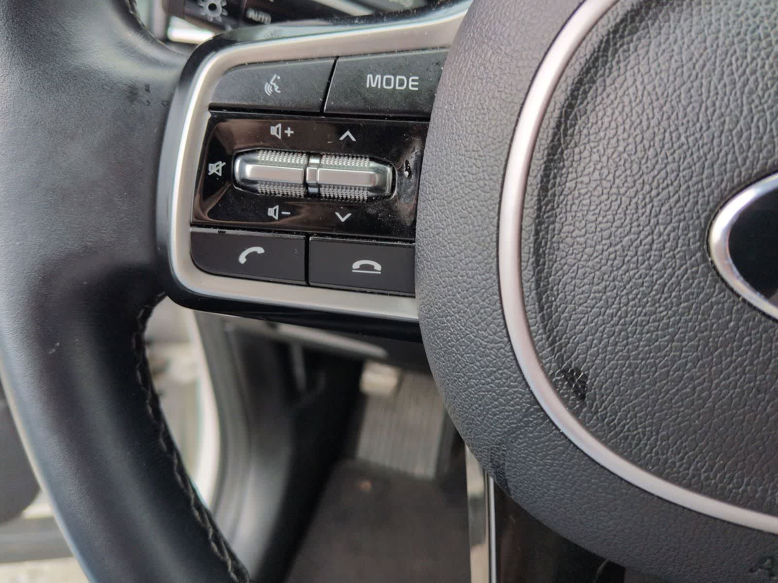 Thumbnail: 2021 Kia Sorento - 21