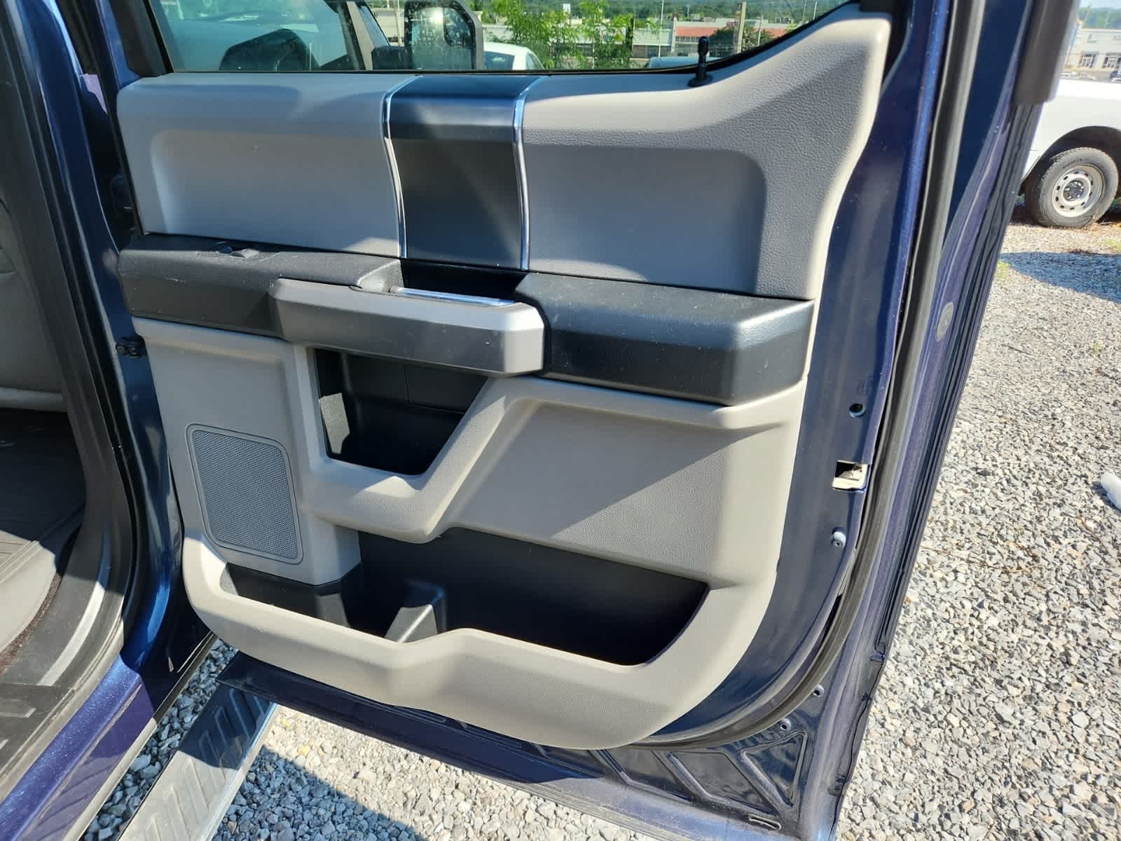 Thumbnail: 2016 Ford F-150 - 25