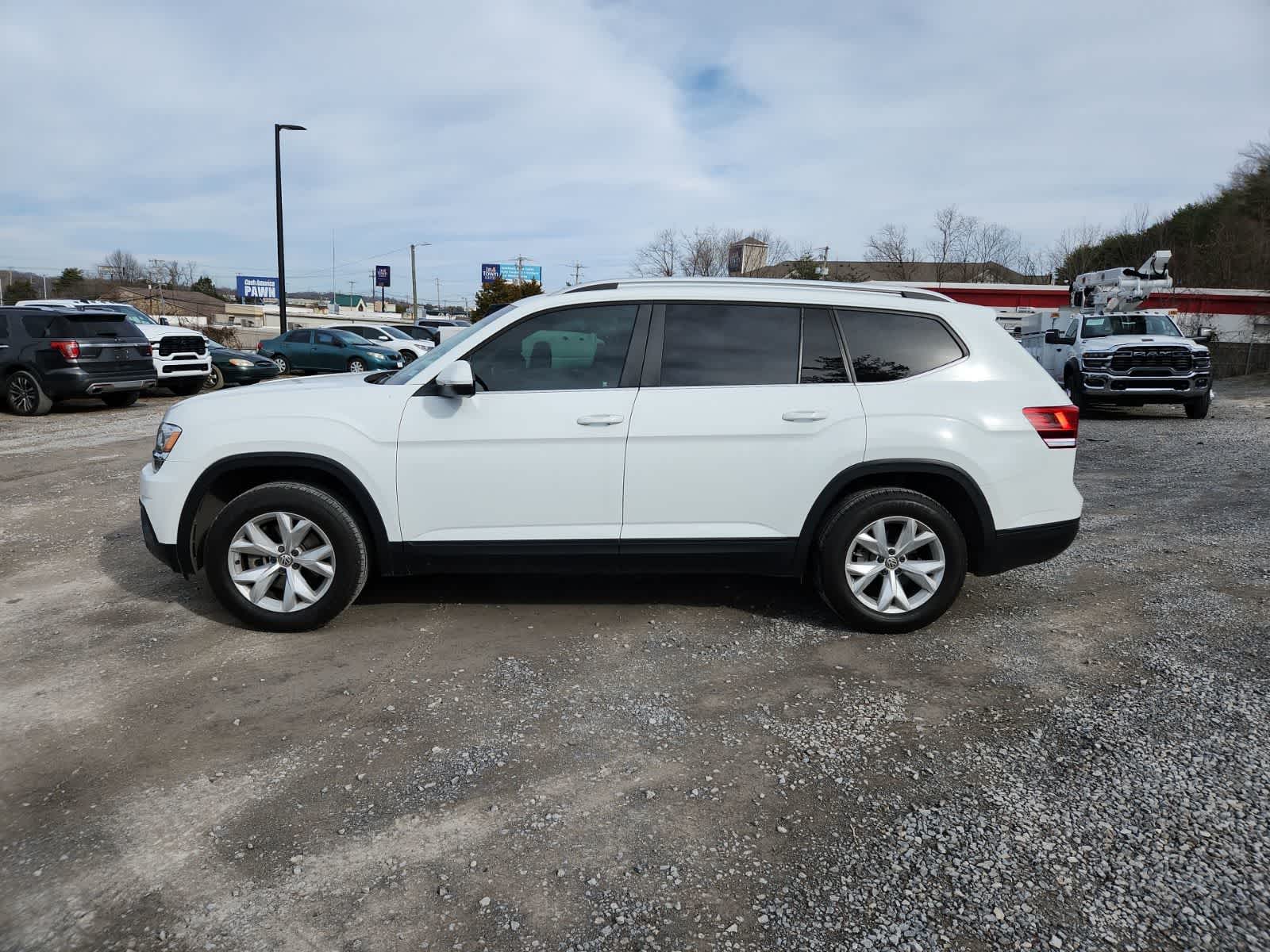 Thumbnail: 2019 Volkswagen Atlas - 2