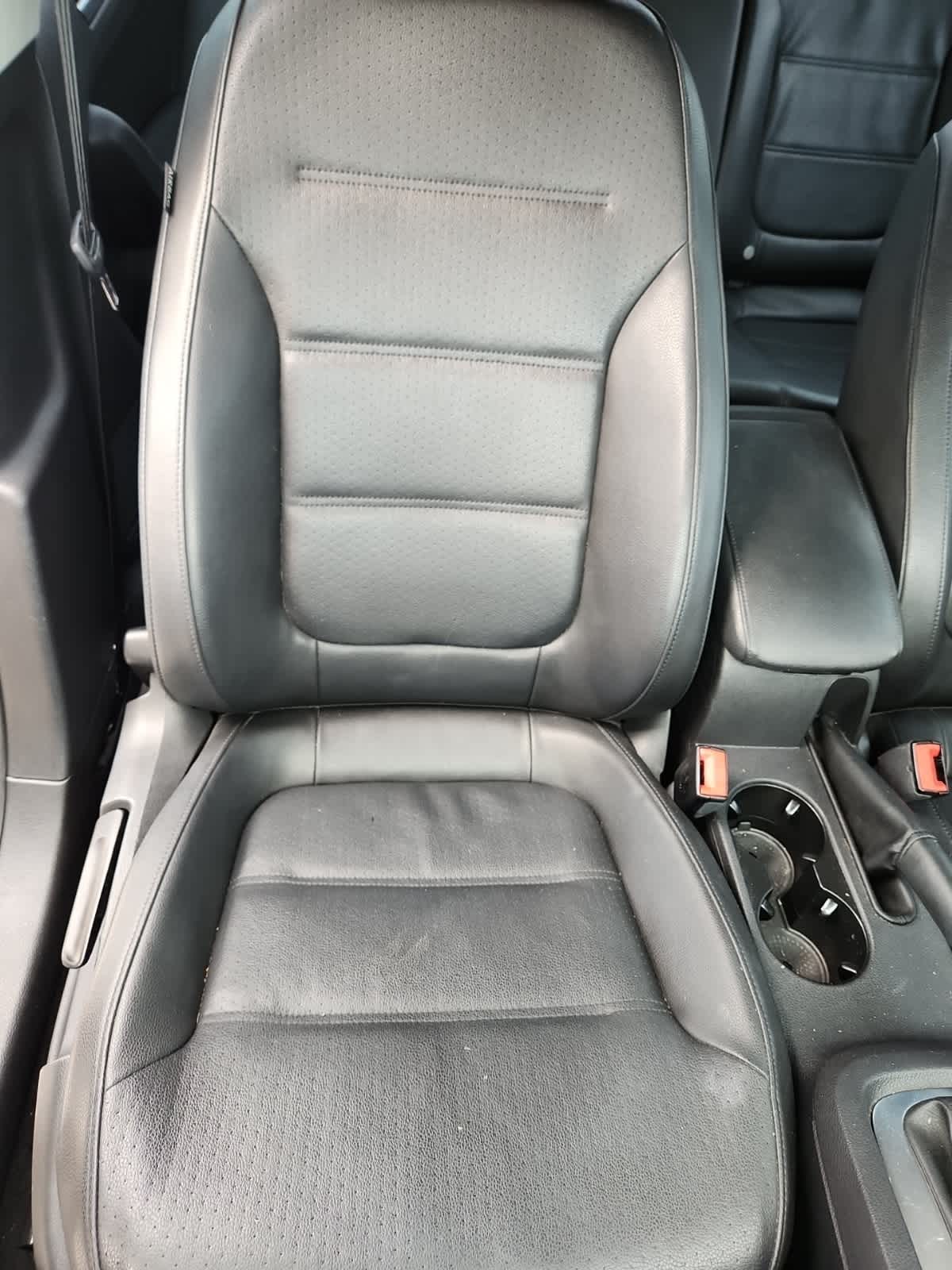Thumbnail: 2013 Volkswagen Jetta - 18