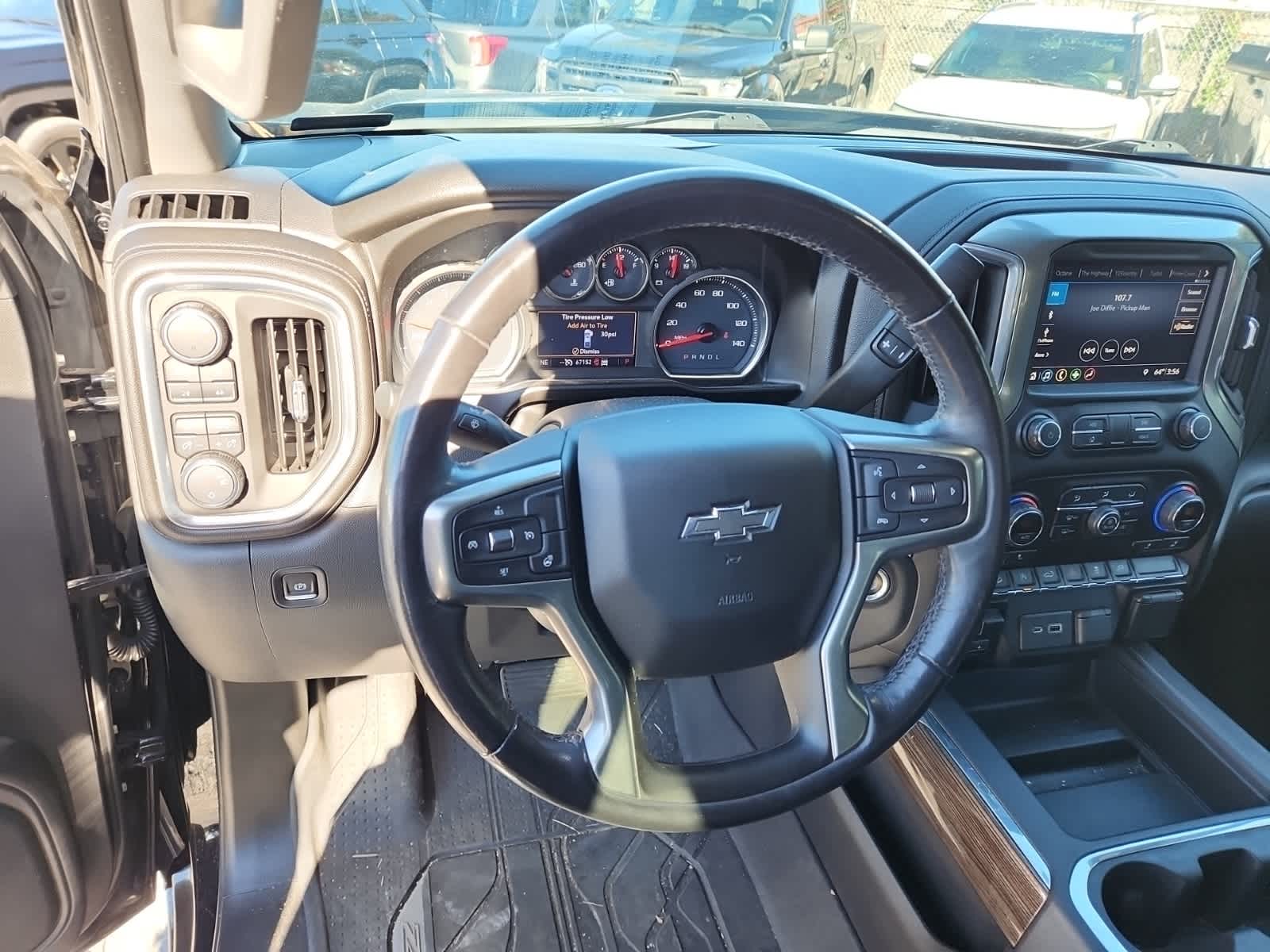 Thumbnail: 2019 Chevrolet Silverado 1500 - 12