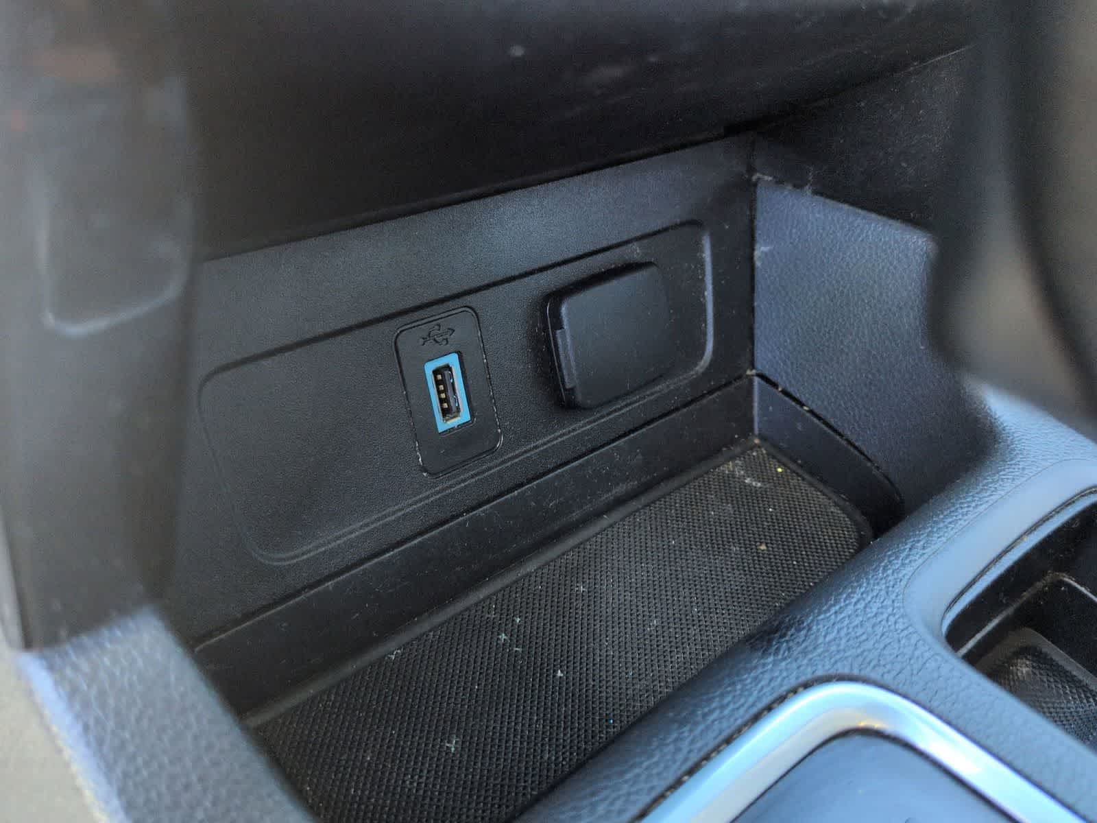 Thumbnail: 2018 Ford Escape - 16