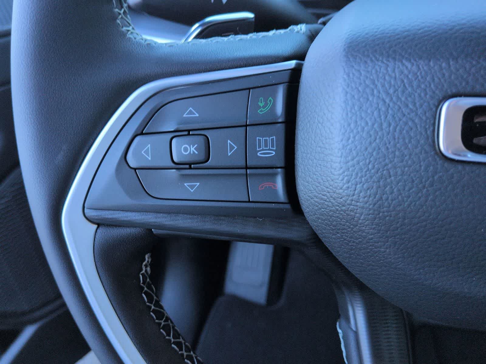 Thumbnail: 2025 Jeep Grand Cherokee L - 22