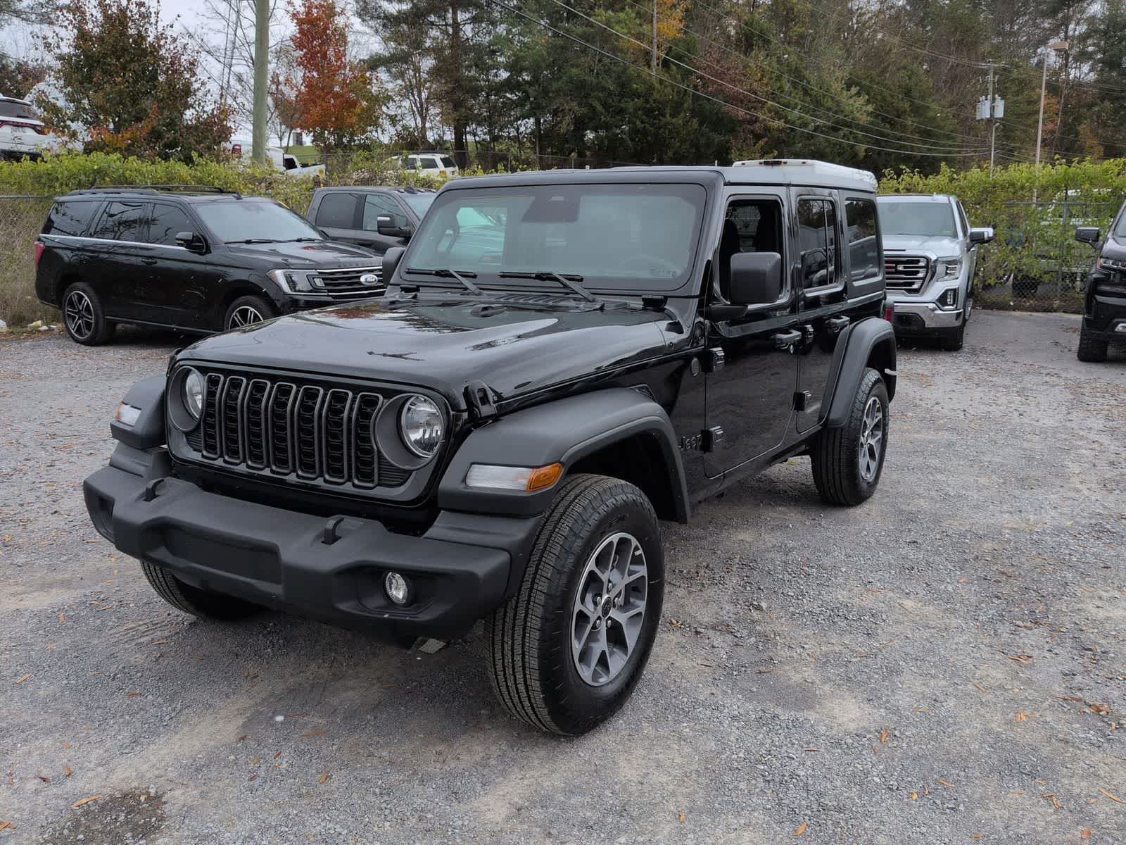Thumbnail: 2026 Jeep Wrangler - 4