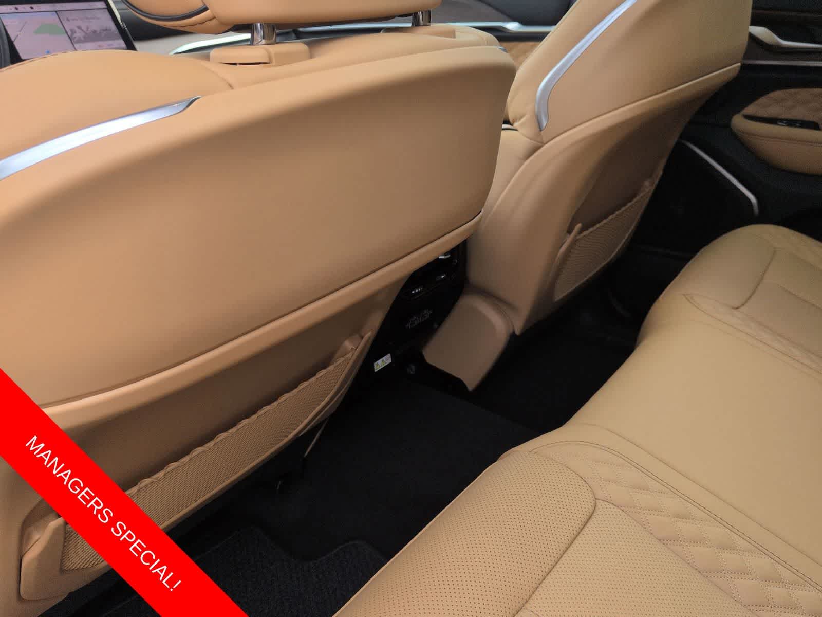 Thumbnail: 2025 Jeep Grand Cherokee - 17