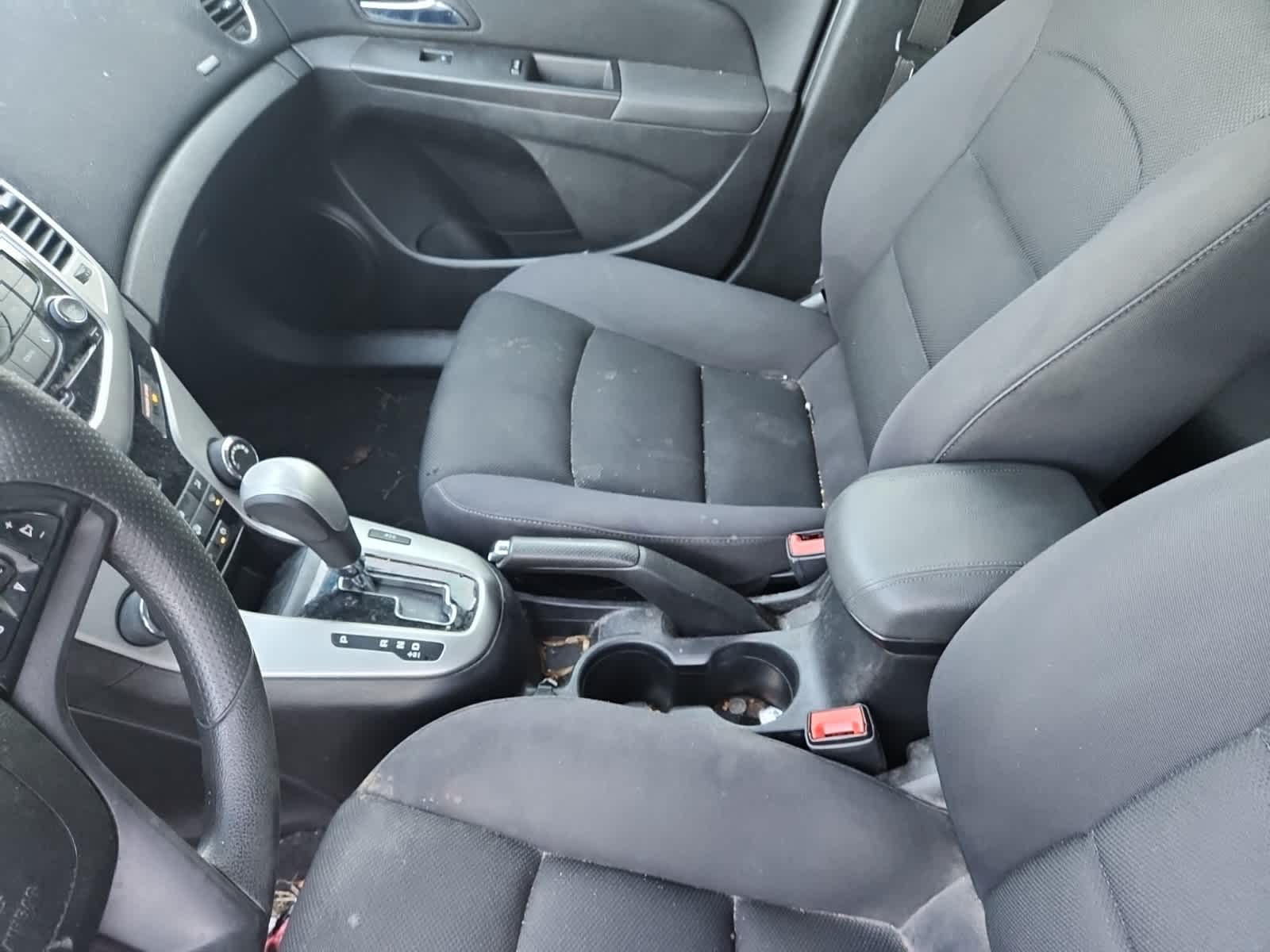 Thumbnail: 2015 Chevrolet Cruze - 11