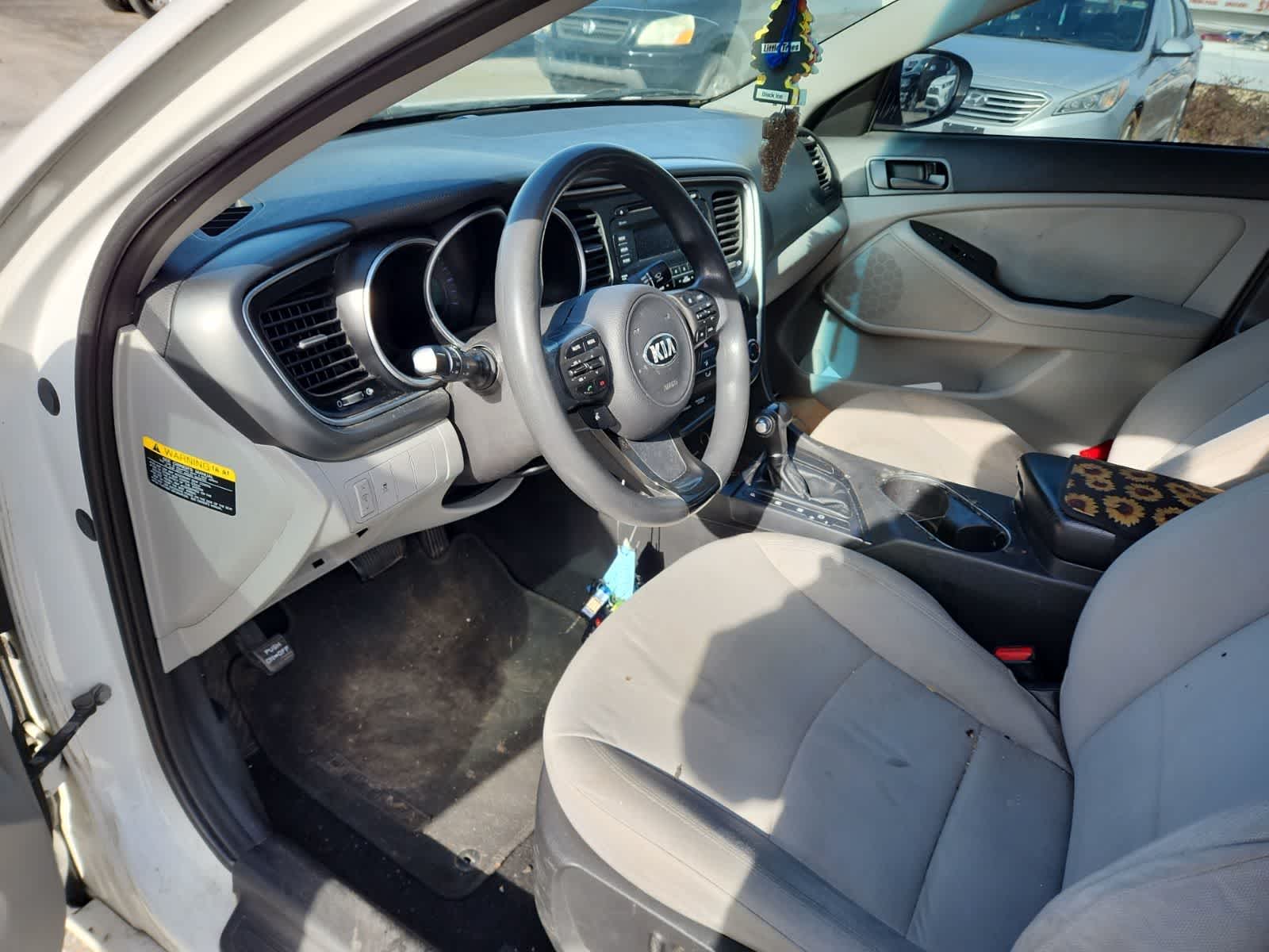 Thumbnail: 2015 Kia Optima - 13