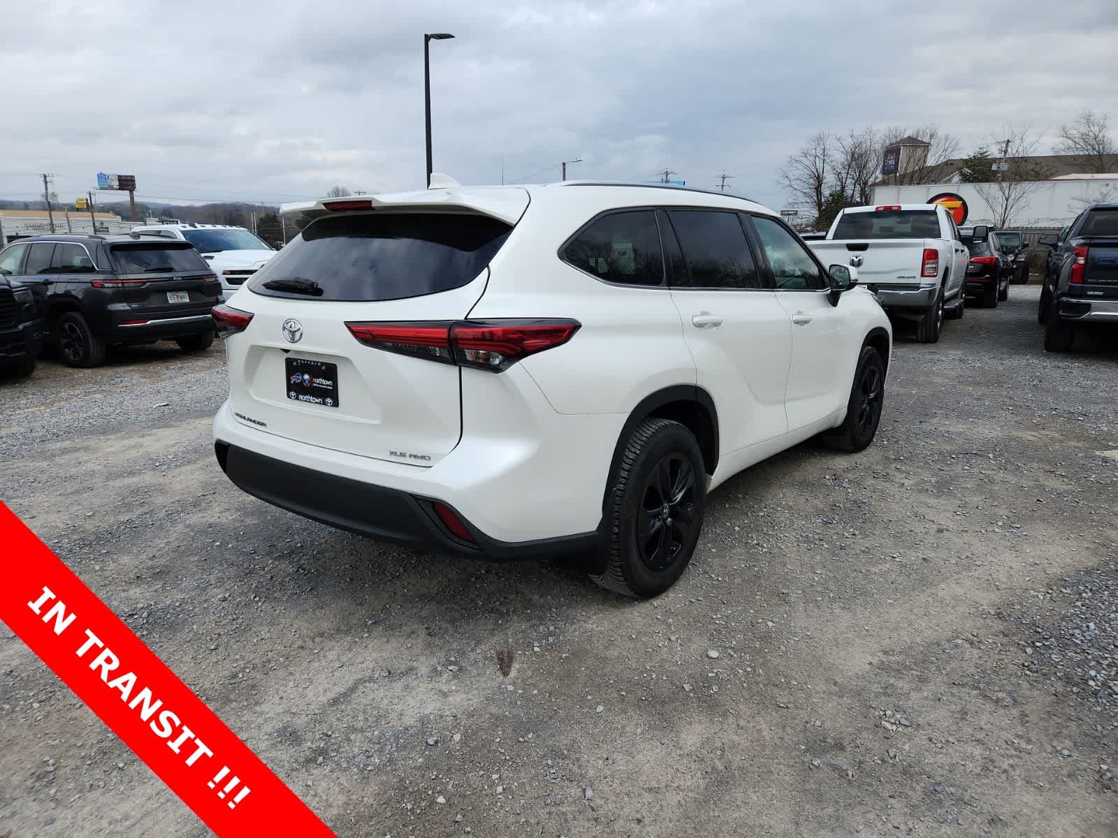 Thumbnail: 2021 Toyota Highlander - 5