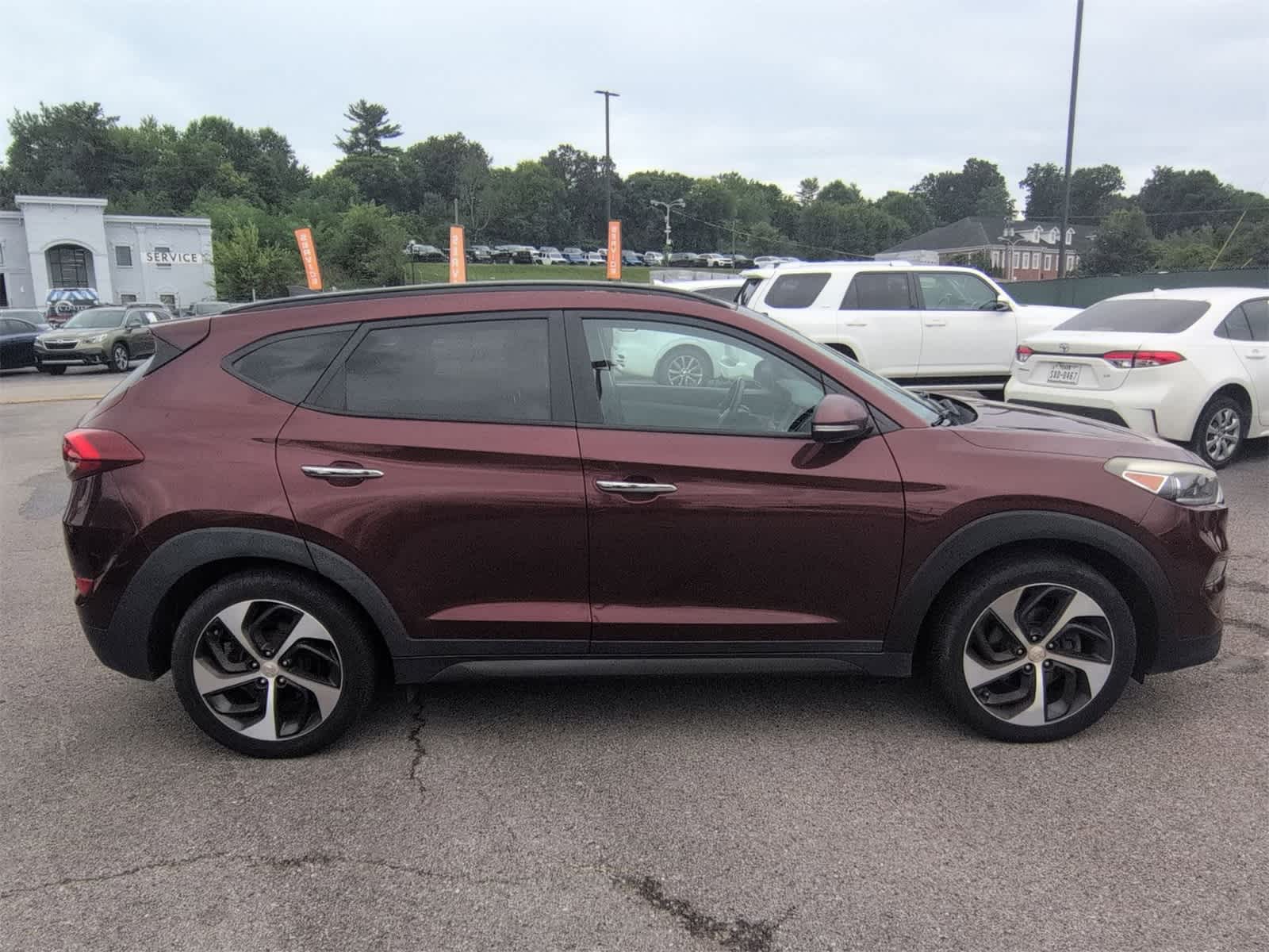 Thumbnail: 2016 Hyundai Tucson - 9