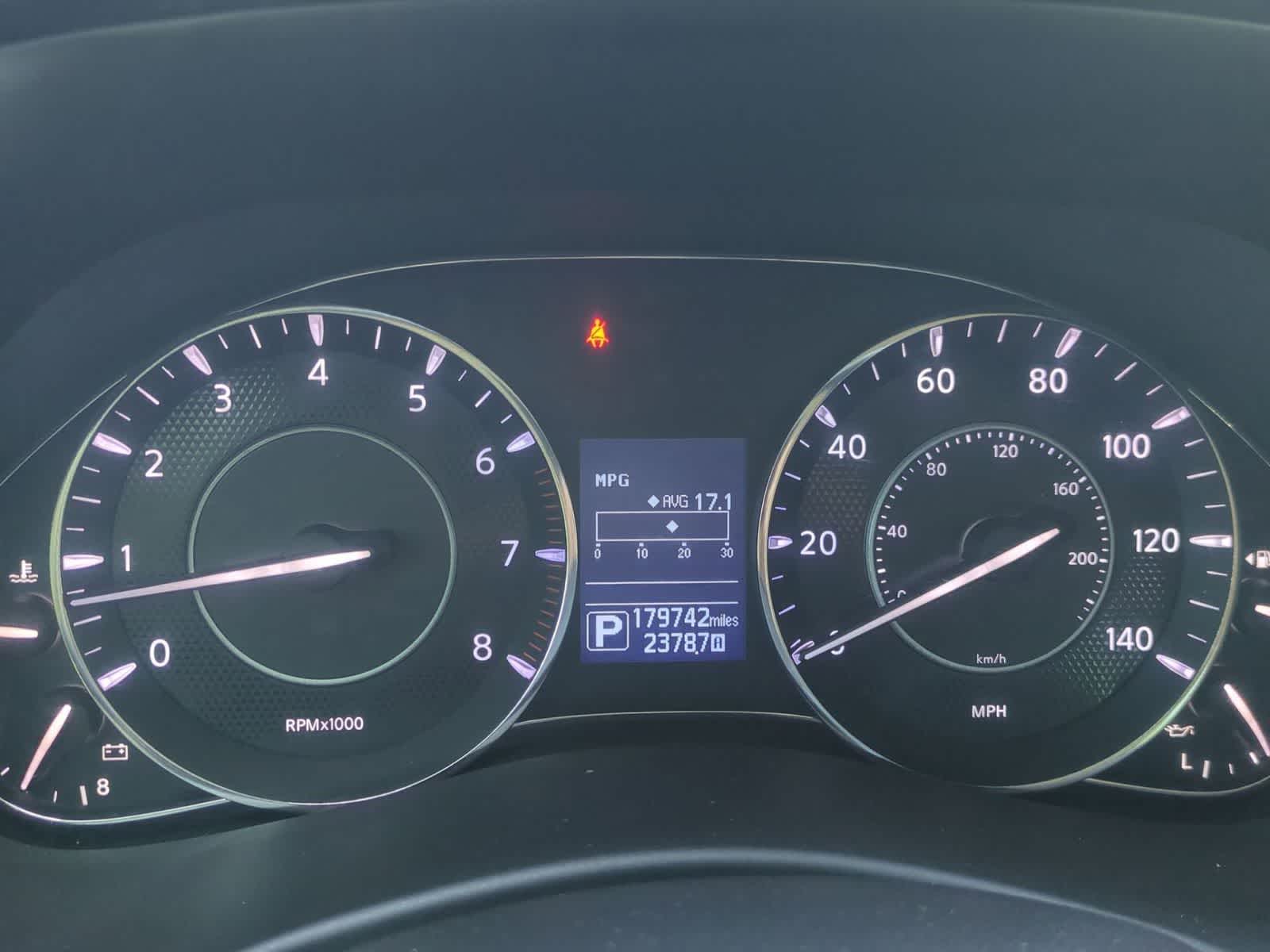 Thumbnail: 2018 Nissan Armada - 32