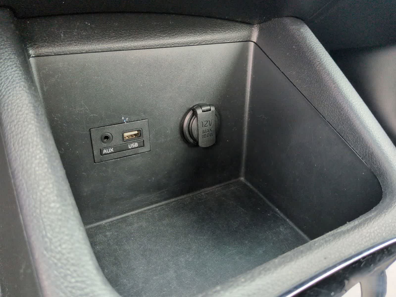 Thumbnail: 2017 Kia Forte - 27