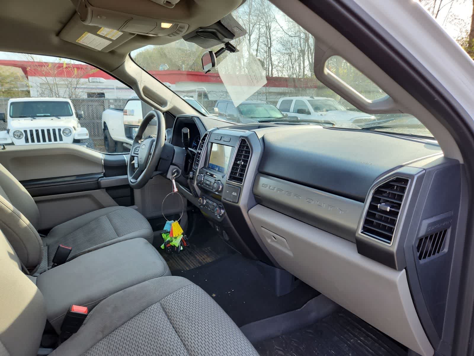 Thumbnail: 2022 Ford Econoline - 17