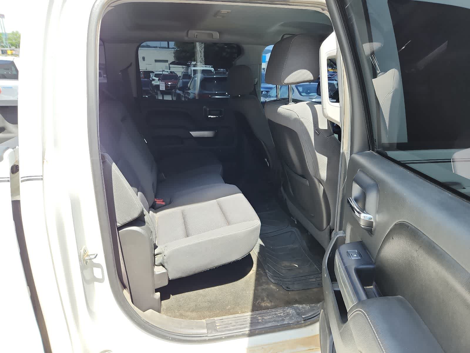 Thumbnail: 2015 Chevrolet Silverado 1500 - 23