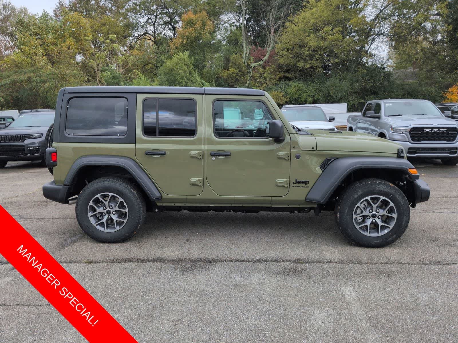 Thumbnail: 2026 Jeep Wrangler - 9