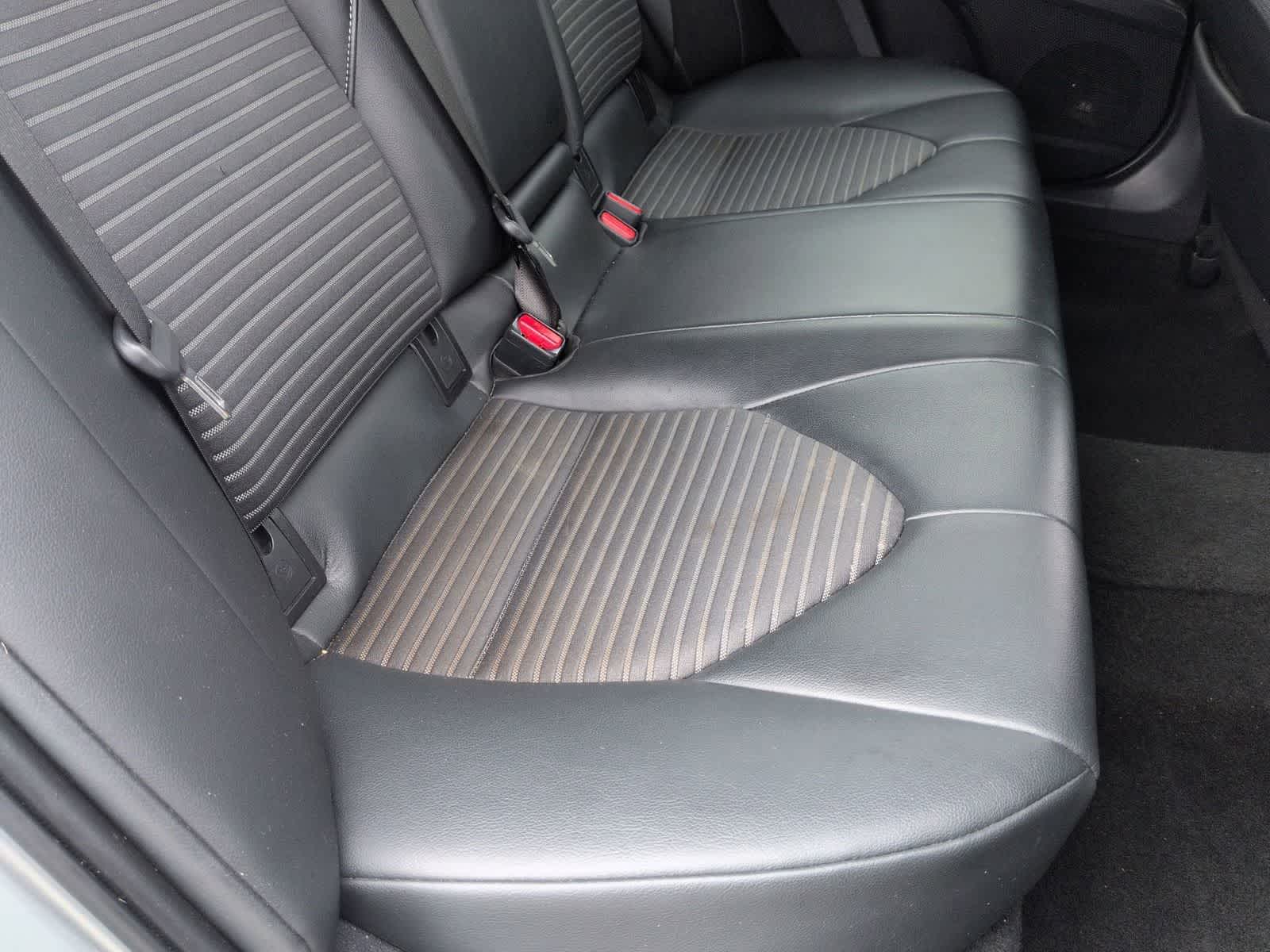 Thumbnail: 2022 Toyota Camry - 20