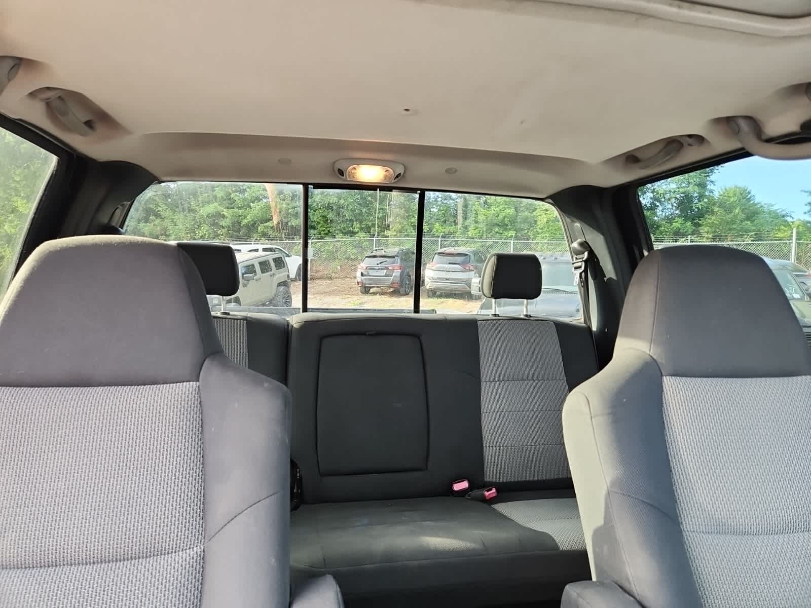Thumbnail: 2004 Ford Econoline - 19