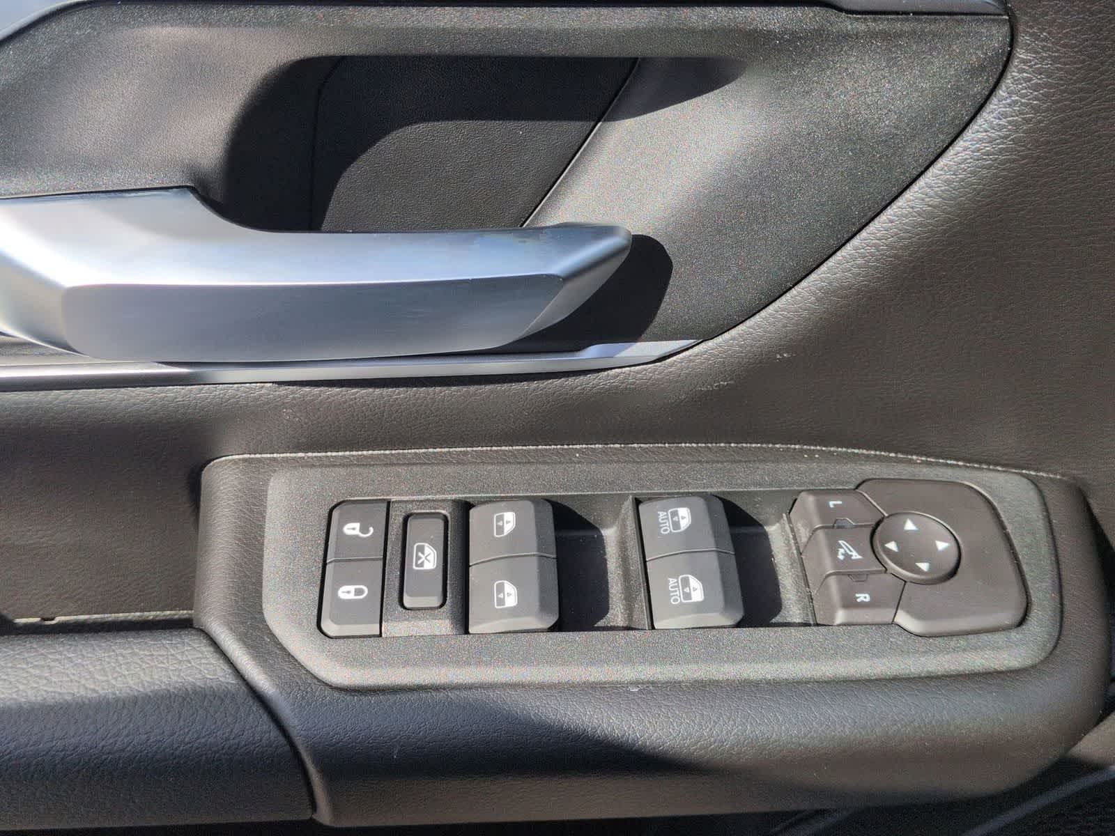 Thumbnail: 2026 RAM 1500 - 12