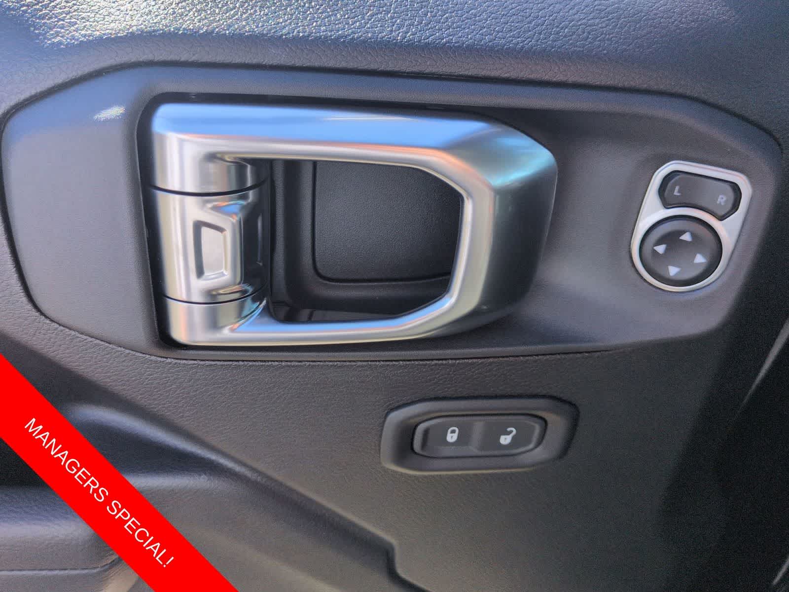 Thumbnail: 2026 Jeep Wrangler - 16