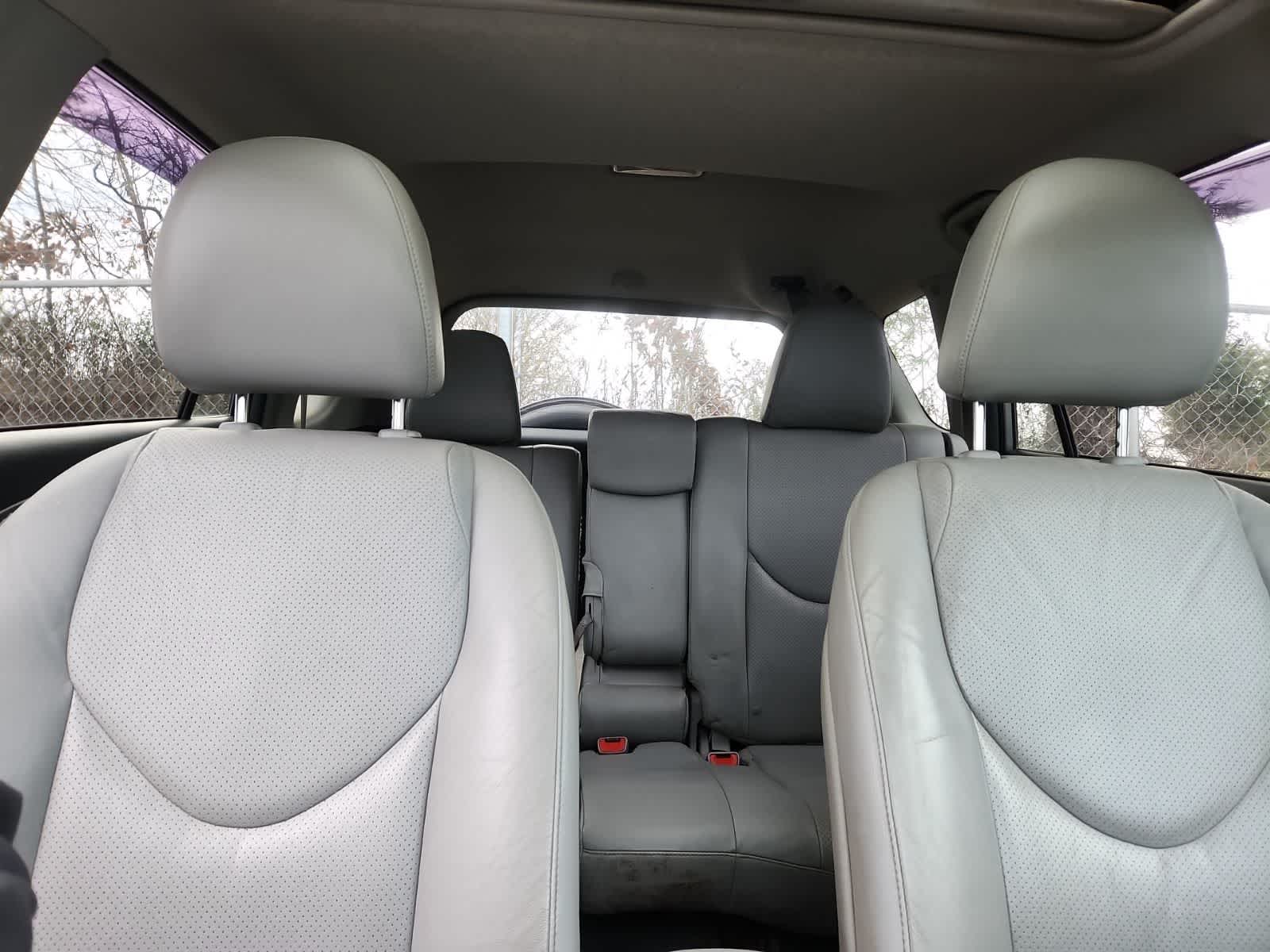 Thumbnail: 2011 Toyota RAV4 - 15