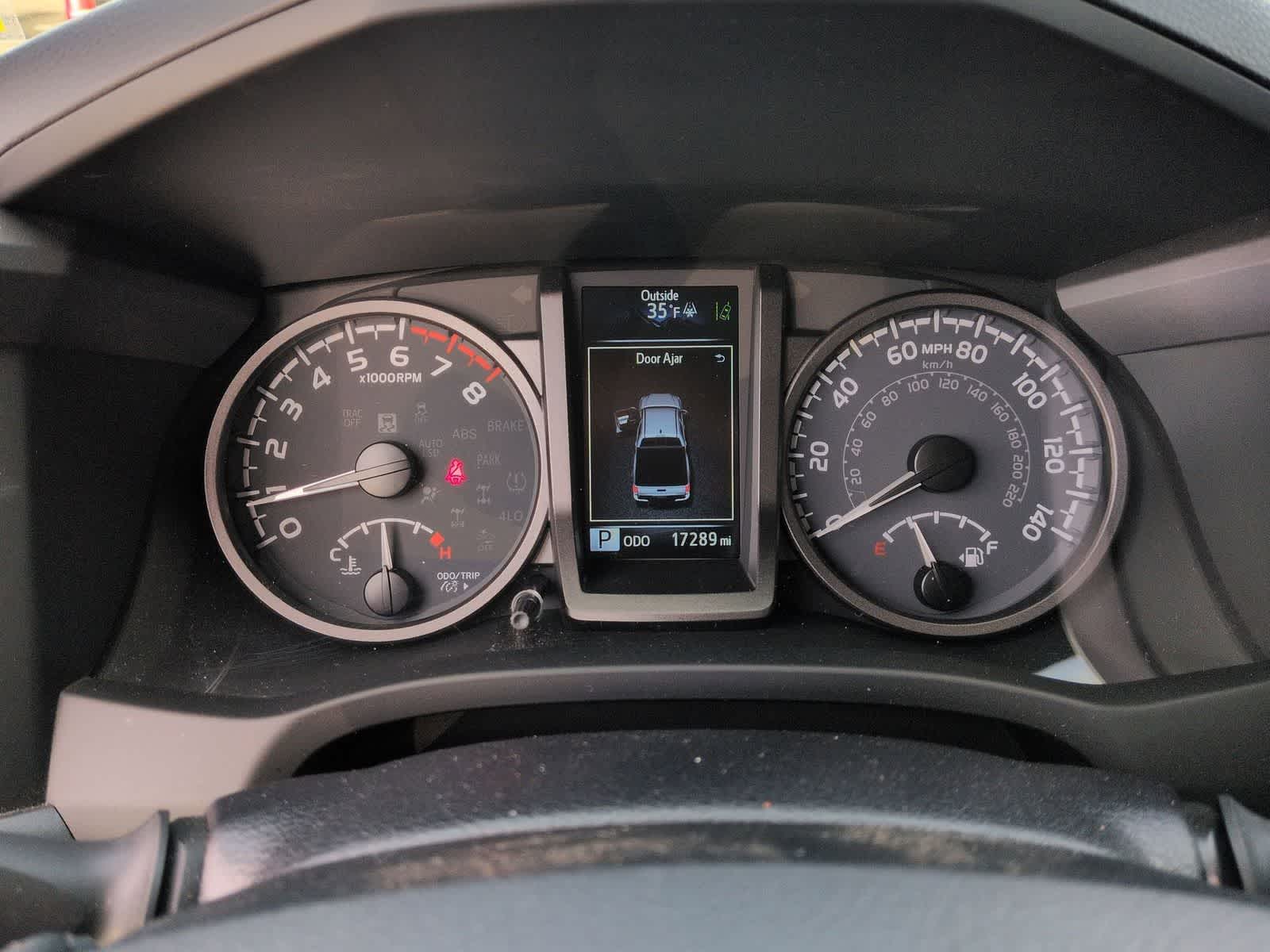 Thumbnail: 2023 Toyota Tacoma - 32