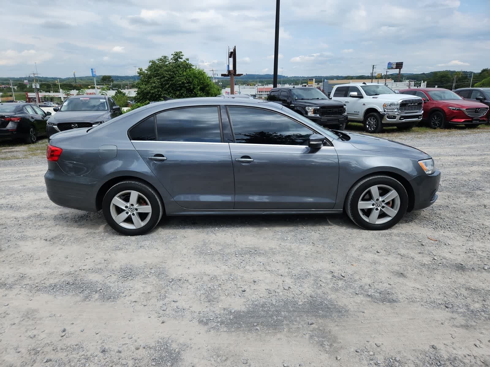 Thumbnail: 2013 Volkswagen Jetta - 6