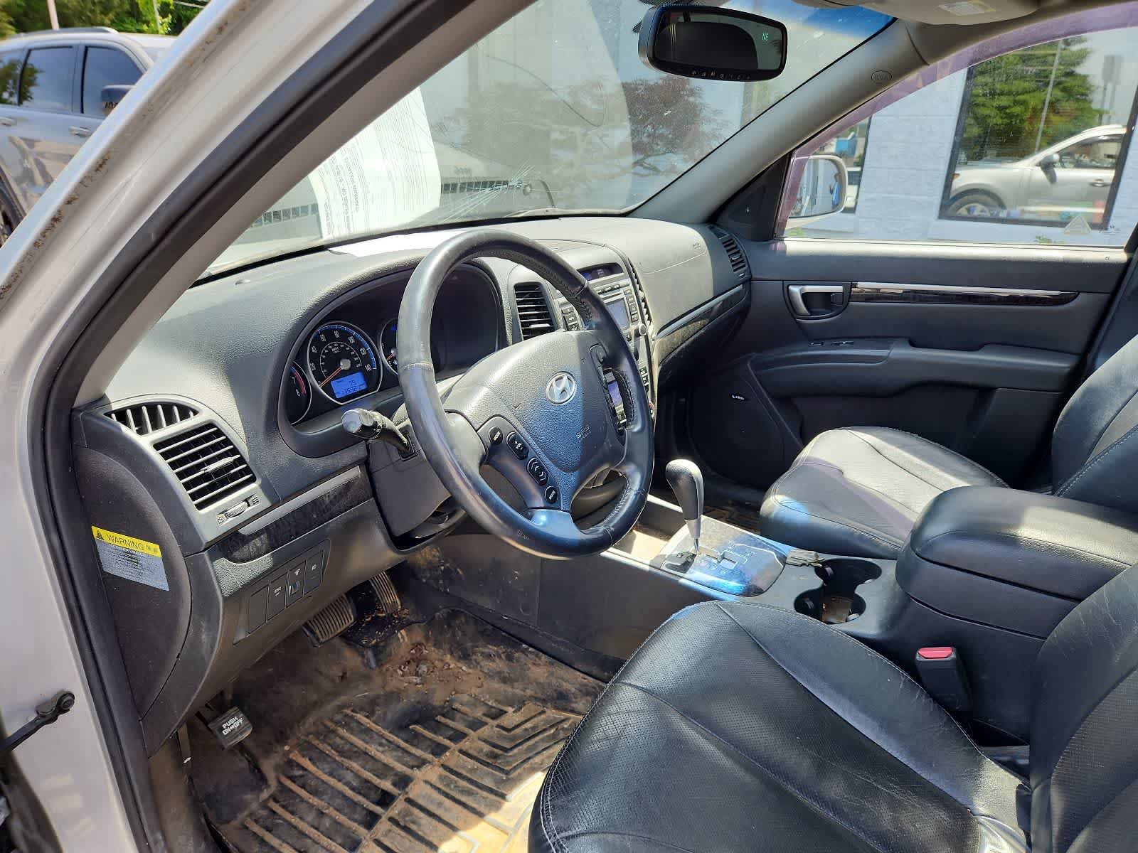 Thumbnail: 2009 Hyundai Santa Fe - 13