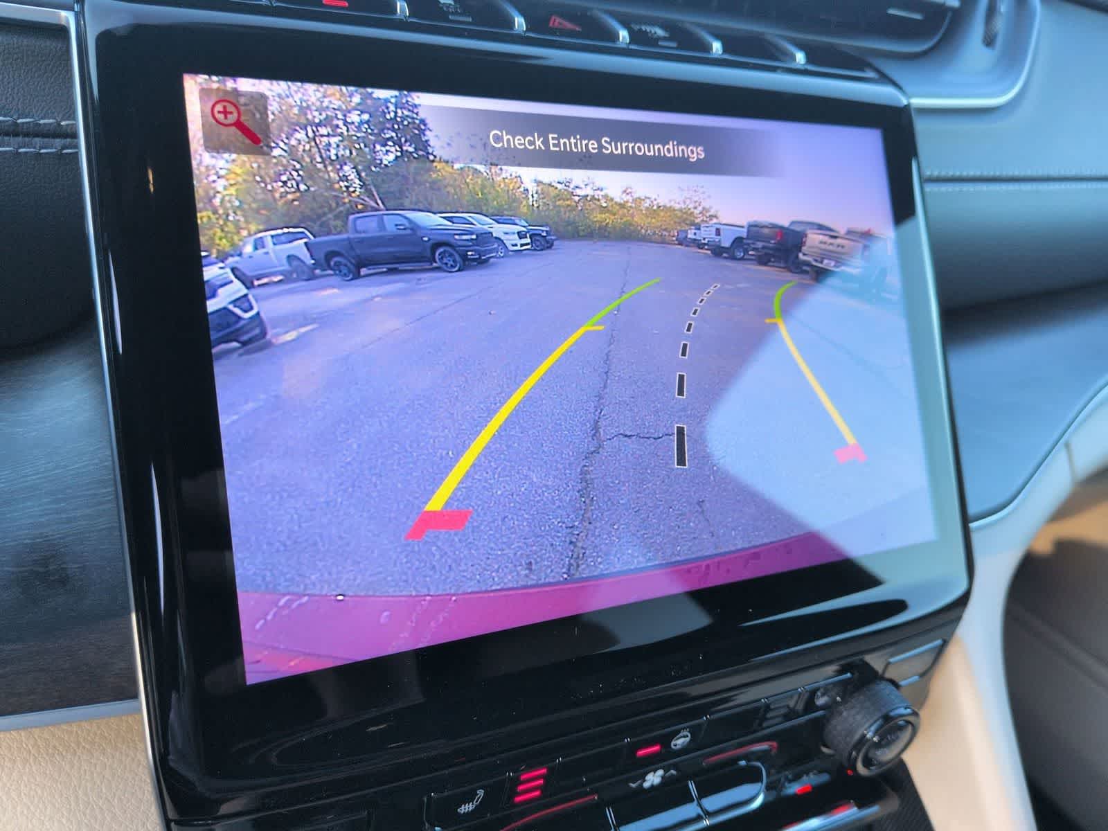 Thumbnail: 2025 Jeep Grand Cherokee L - 28