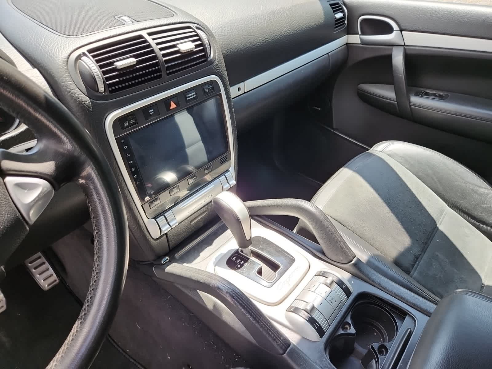 Thumbnail: 2008 Porsche Cayenne - 9