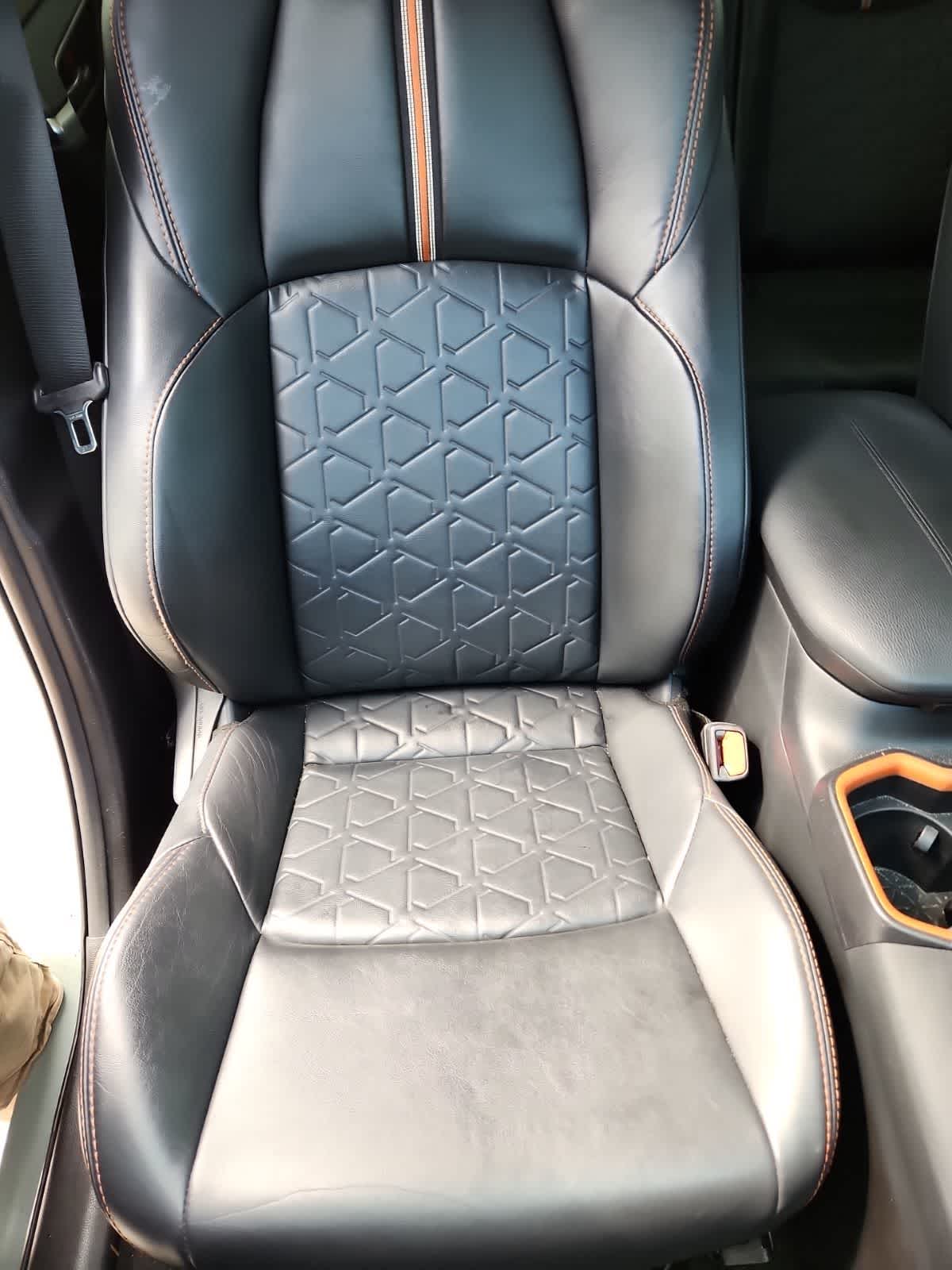 Thumbnail: 2019 Toyota RAV4 - 18