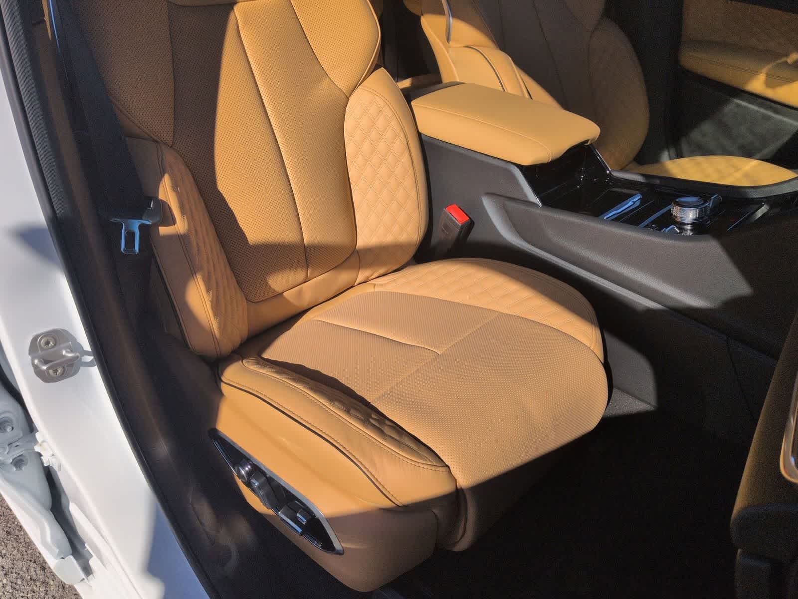 Thumbnail: 2025 Jeep Grand Cherokee - 21