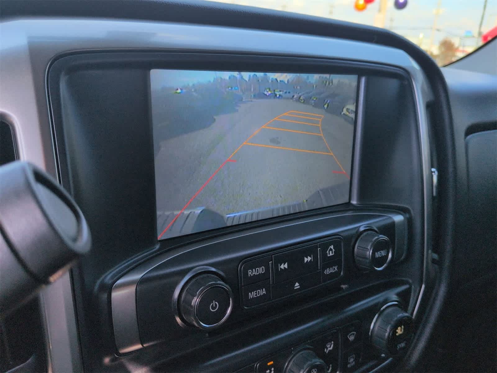 Thumbnail: 2015 Chevrolet Silverado 1500 - 25