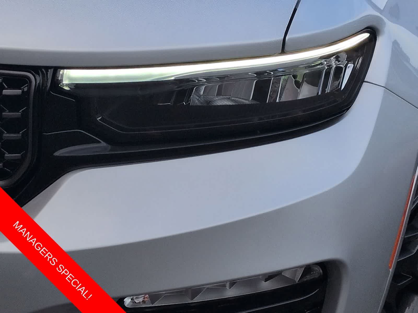 Thumbnail: 2025 Jeep Grand Cherokee - 11