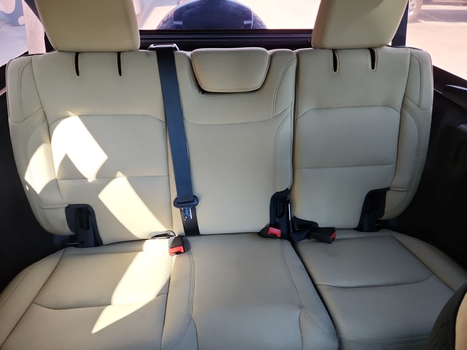 Thumbnail: 2020 Jeep Wrangler - 20