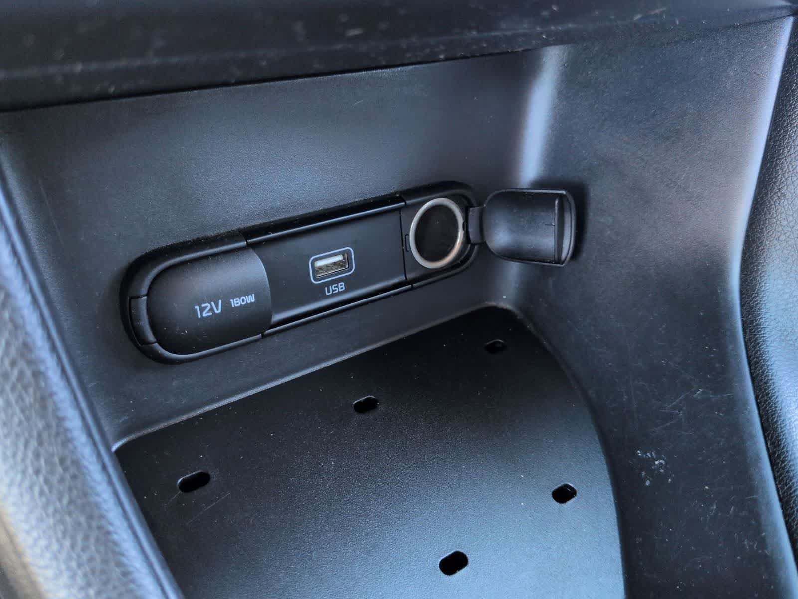 Thumbnail: 2022 Kia Sportage - 30