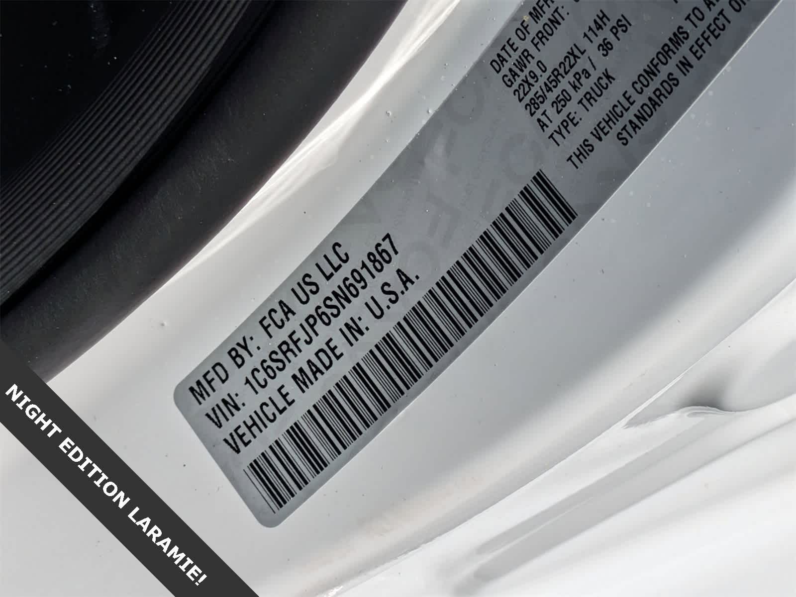 Thumbnail: 2025 RAM 1500 - 33