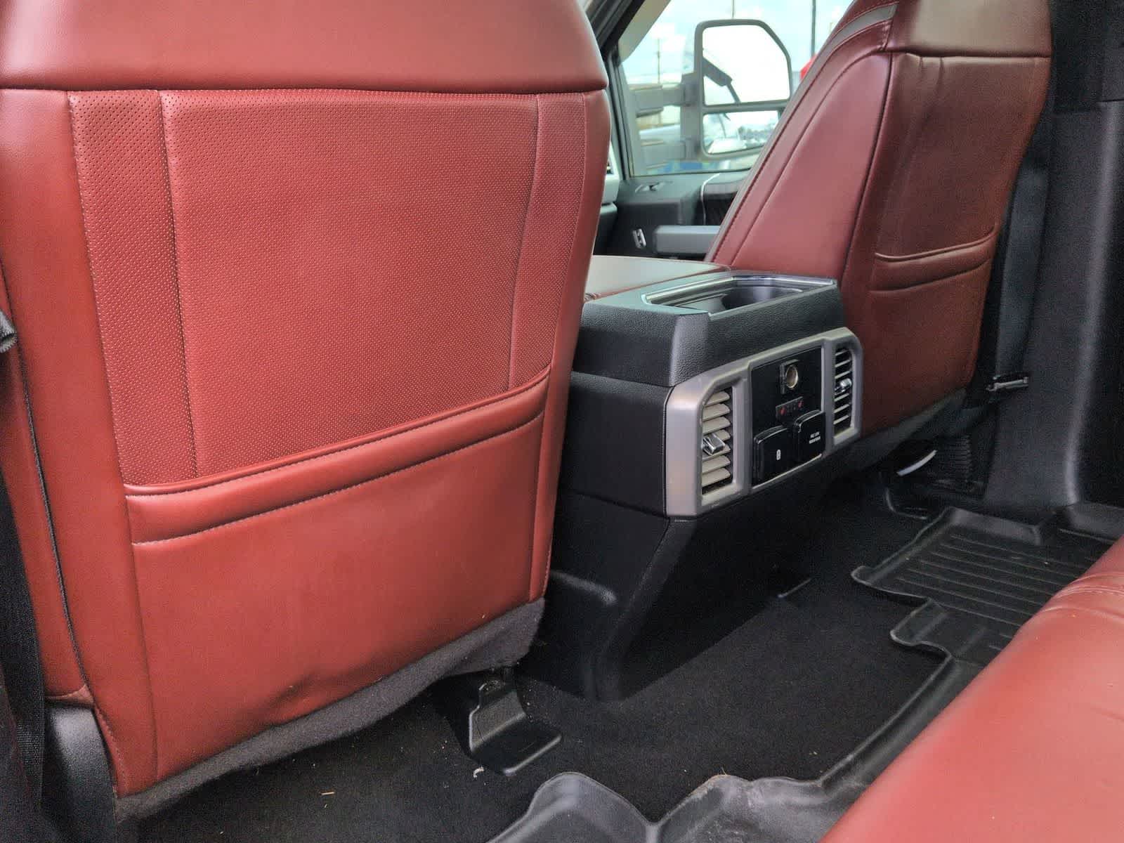 Thumbnail: 2019 Ford Econoline - 15