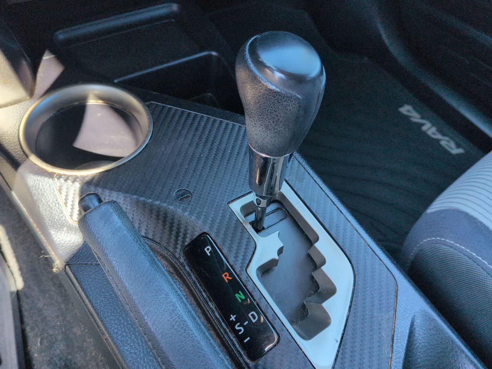 Thumbnail: 2015 Toyota RAV4 - 29