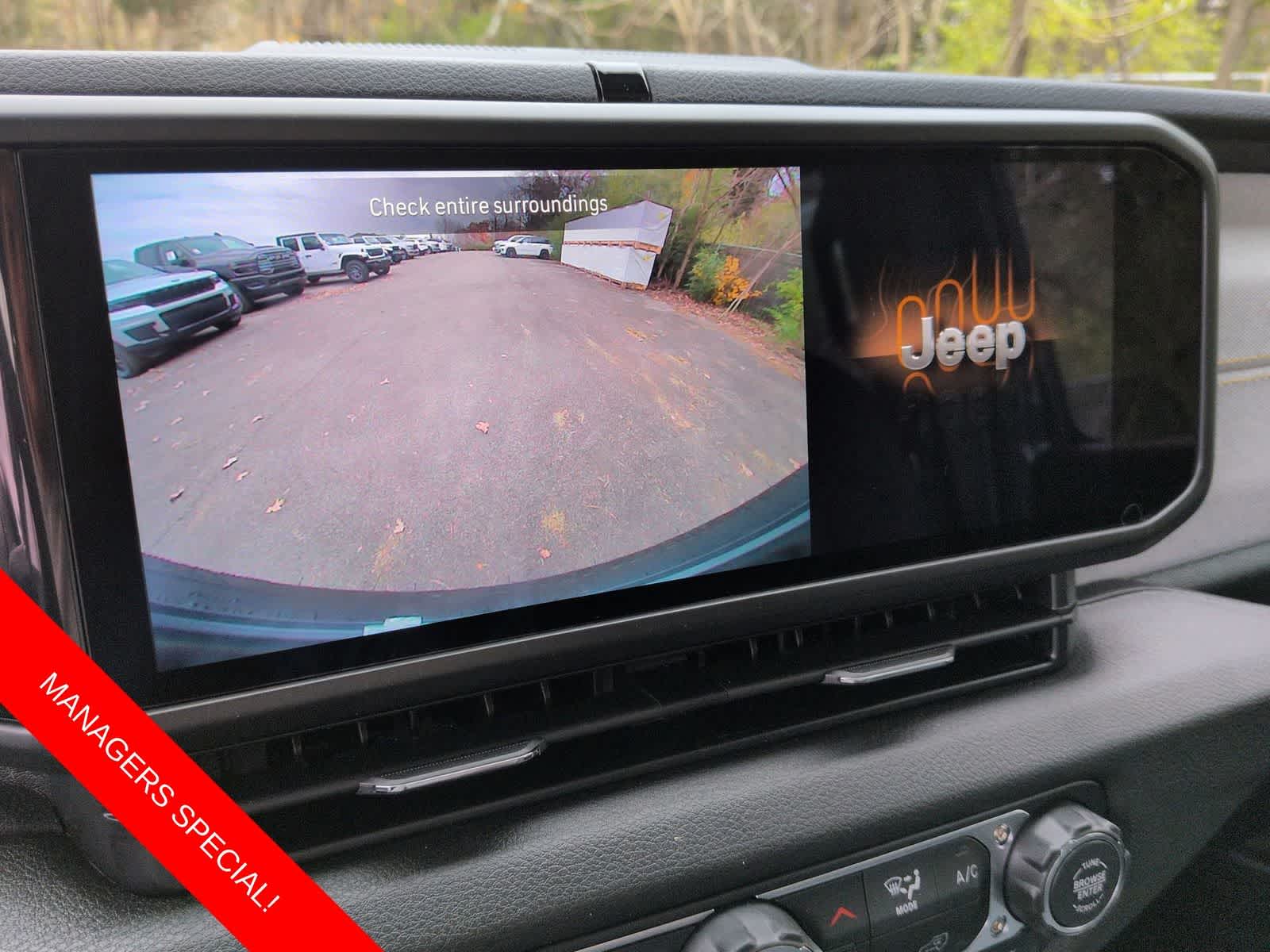 Thumbnail: 2026 Jeep Wrangler - 27