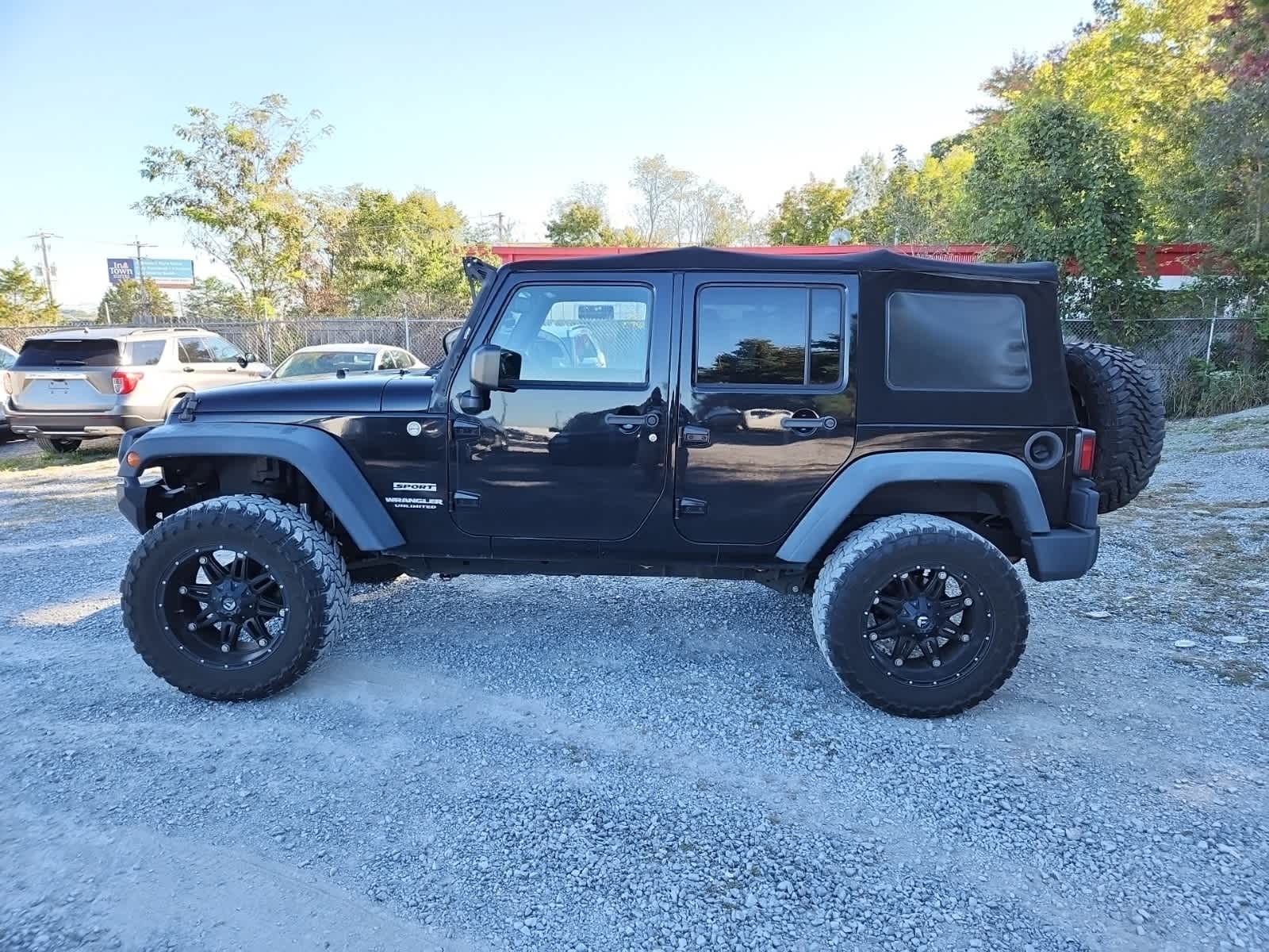 Thumbnail: 2015 Jeep Wrangler - 2