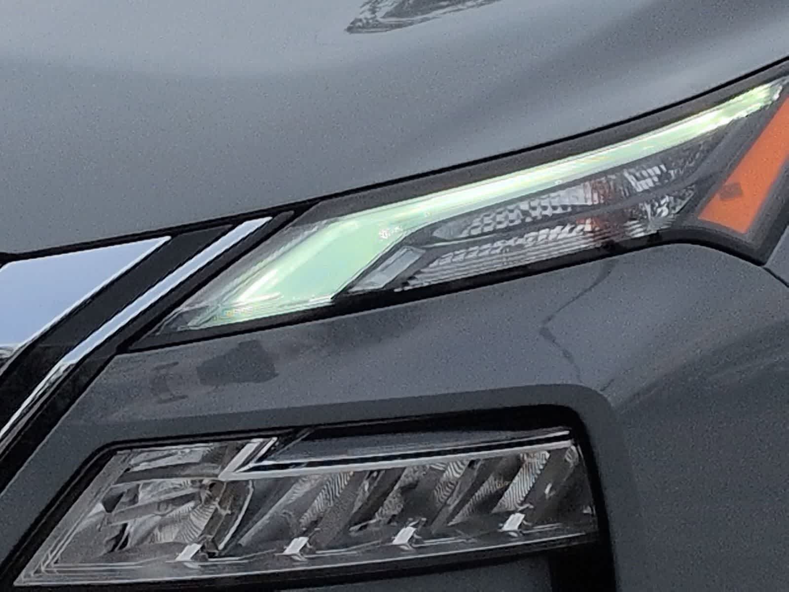 Thumbnail: 2021 Nissan Rogue - 11