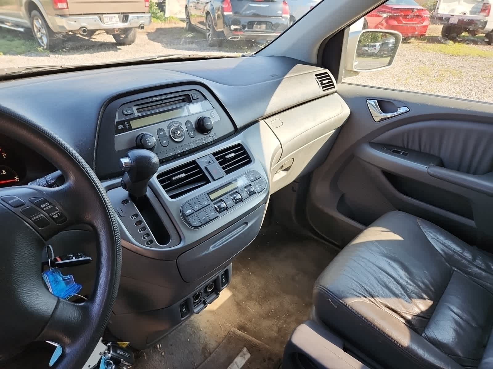 Thumbnail: 2005 Honda Odyssey - 10