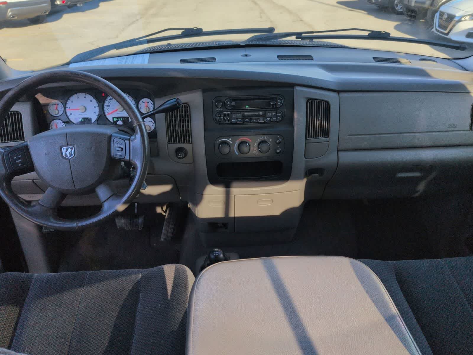 Thumbnail: 2004 Dodge Ram 1500 - 14