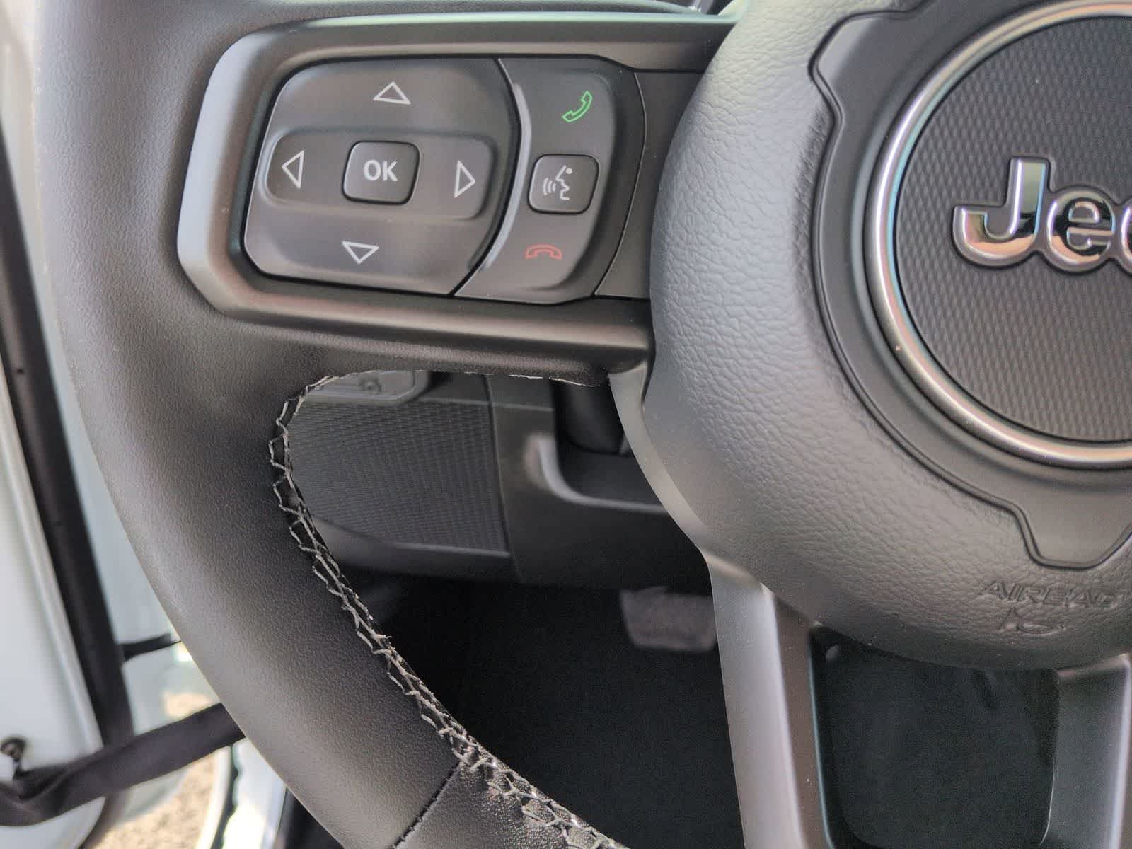 Thumbnail: 2026 Jeep Wrangler - 22