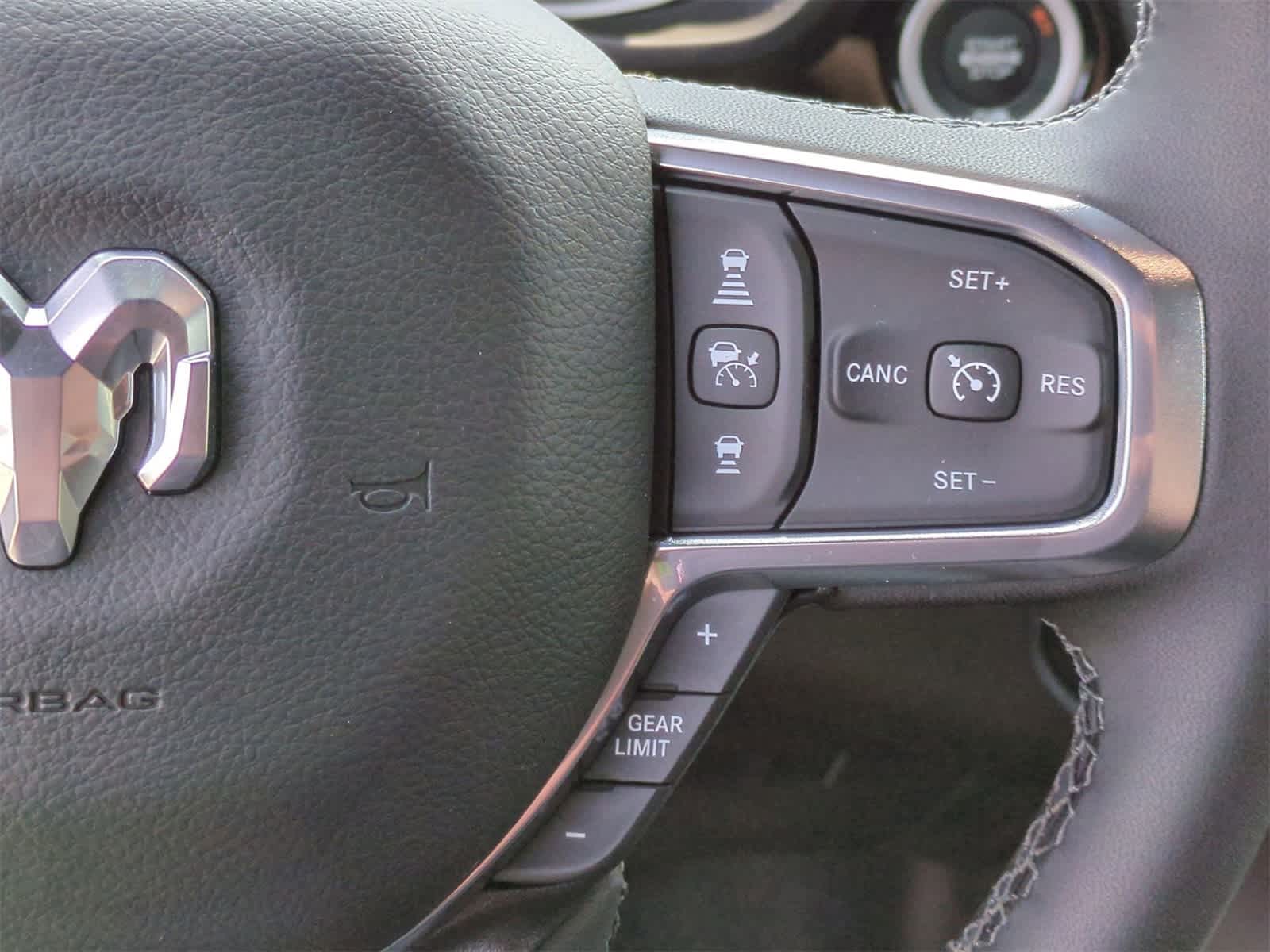 Thumbnail: 2025 RAM 1500 - 23